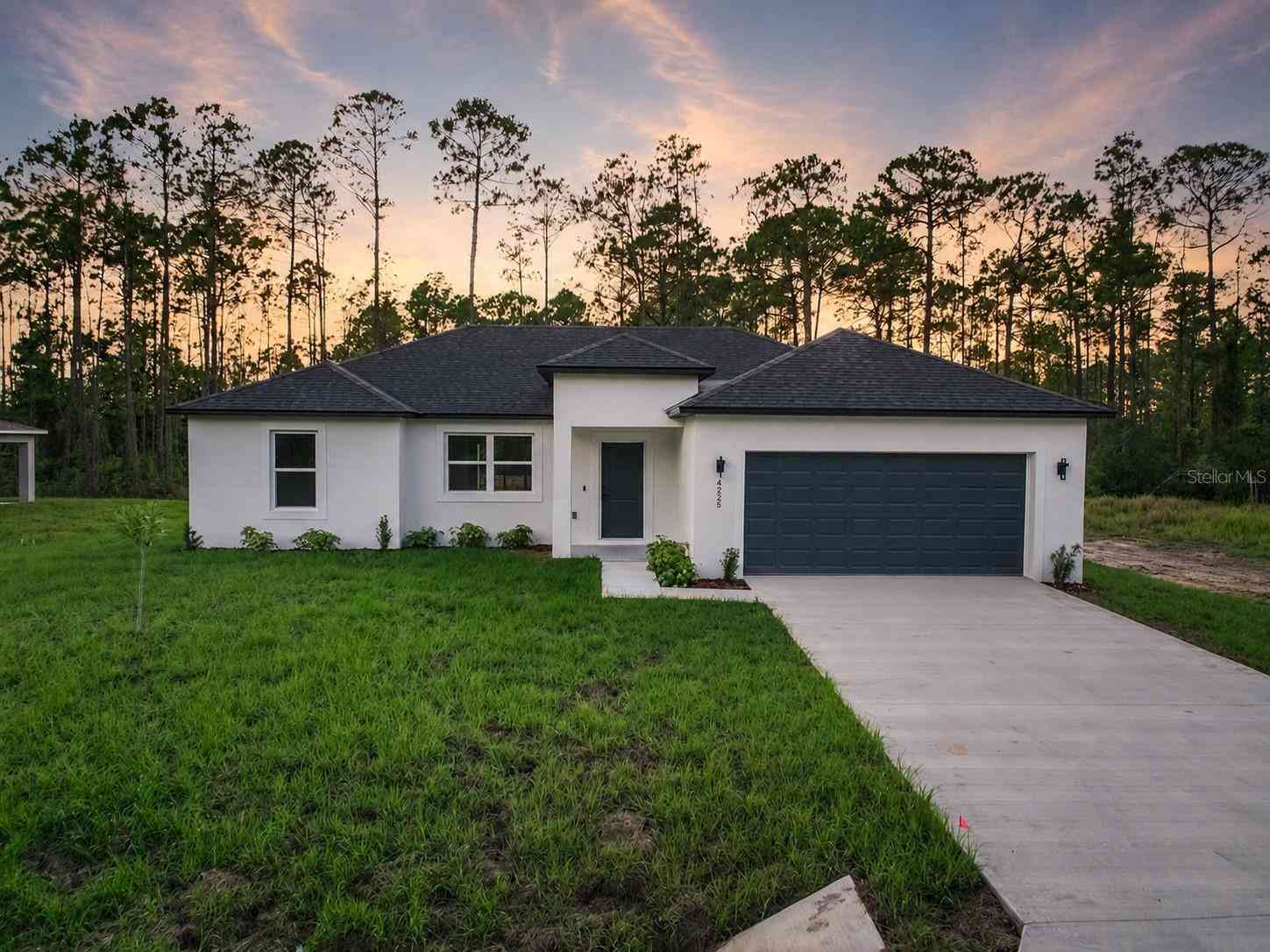 Homes For Sale - 4225 Gerona Avenue<br/> SEBRING, FL 33872