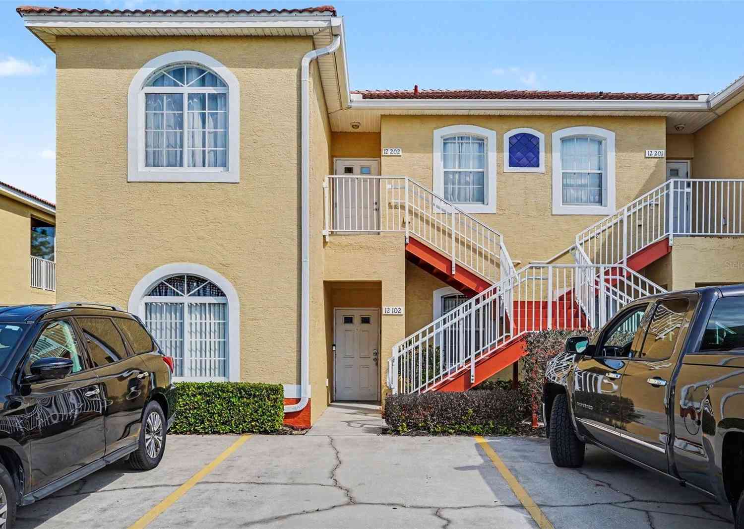 Condo For Sale - 12202 Indian Creek Drive<br/> KISSIMMEE, FL 34759