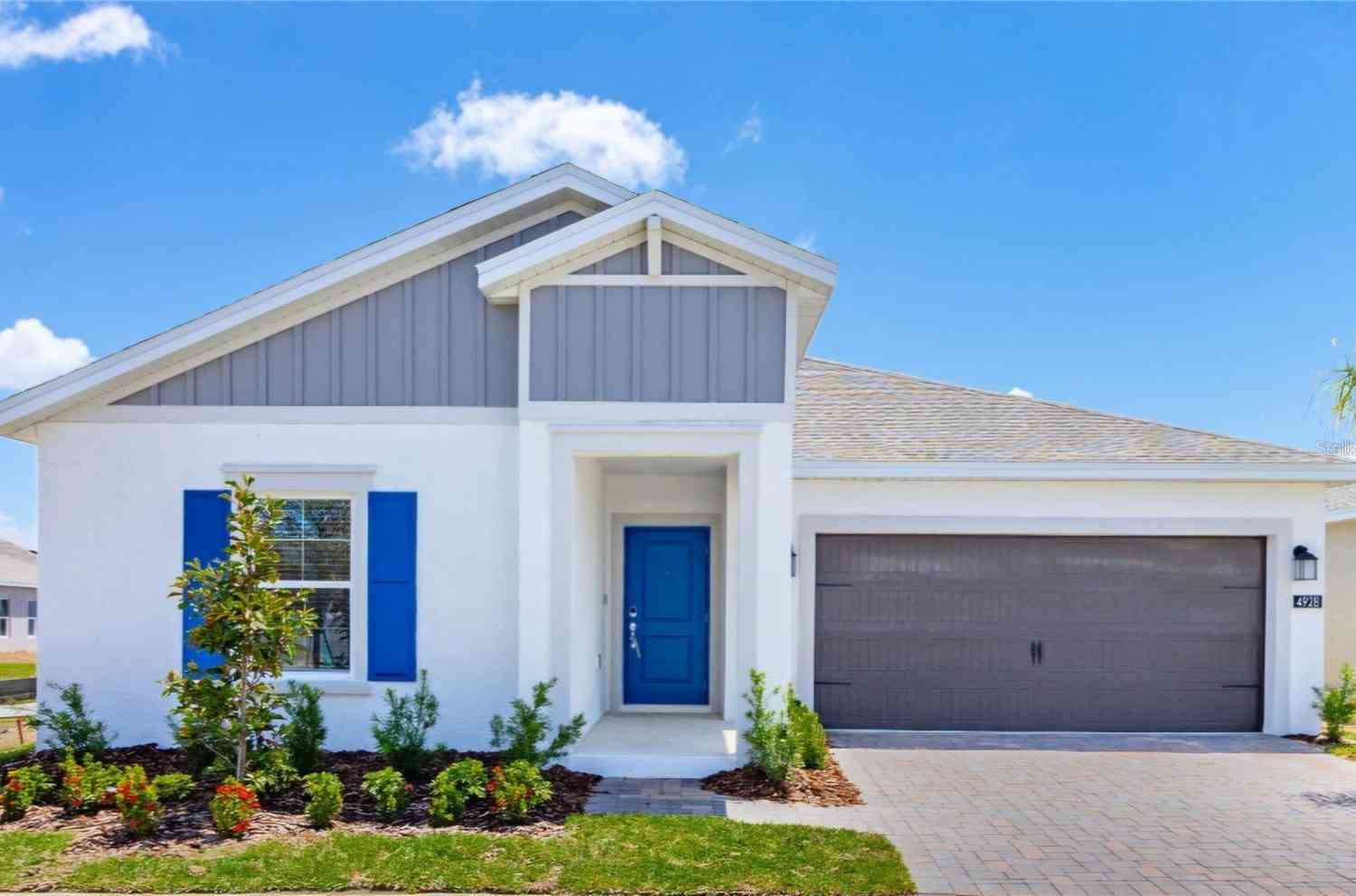 Homes For Sale - 4928 Worchester Drive<br/> KISSIMMEE, FL 34746