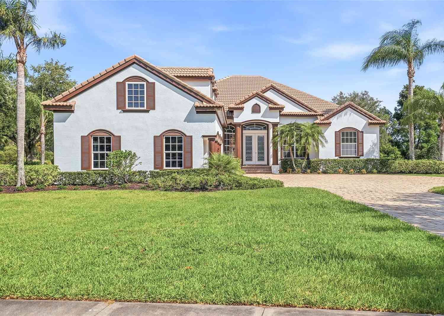 Homes For Sale - 7618 Pine Valley Street<br/> BRADENTON, FL 34202