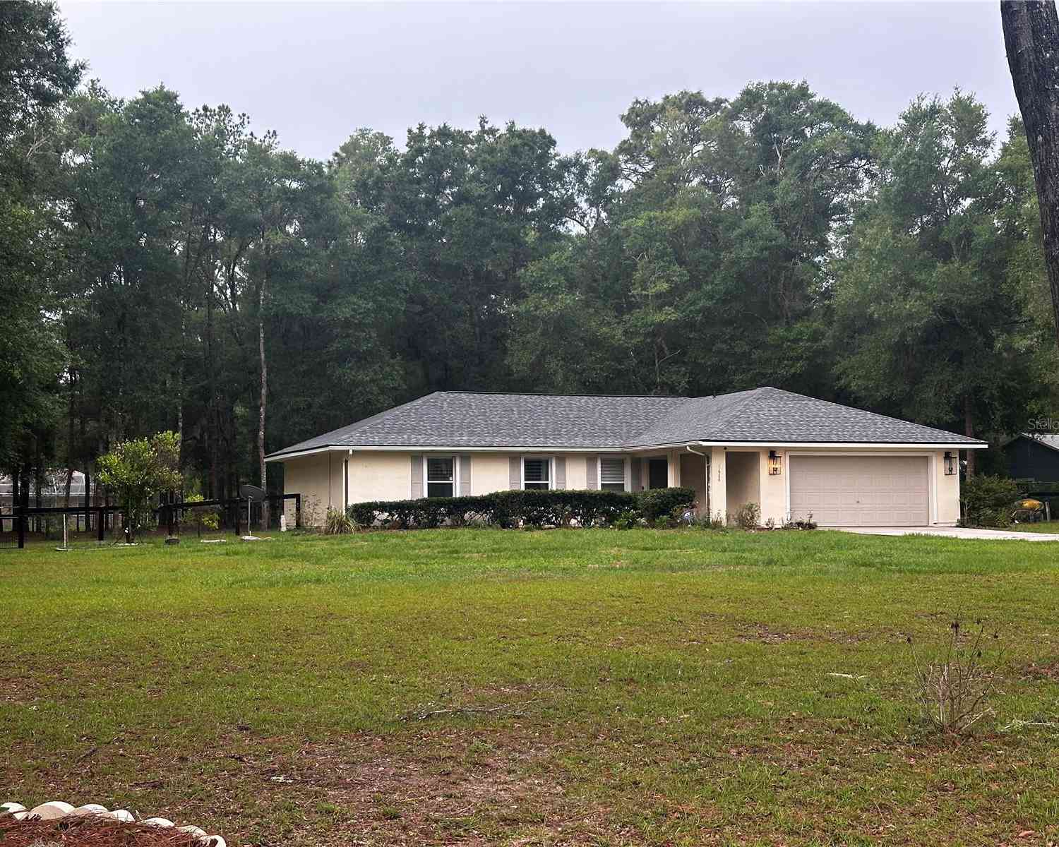 Homes For Sale - 11988 SW 38th Street<br/> OCALA, FL 34481