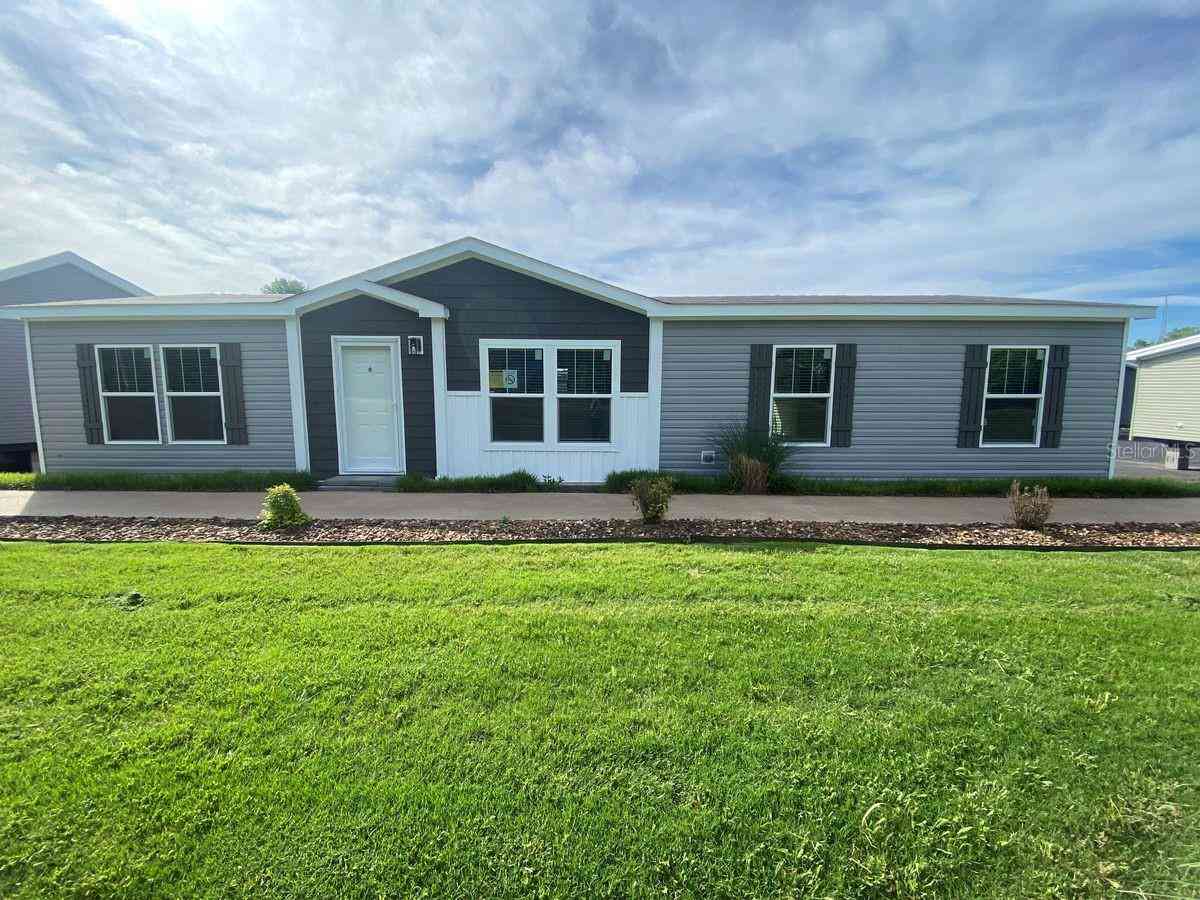 Mobile Home For Sale - 10315 Gregory Avenue<br/> HASTINGS, FL 32145