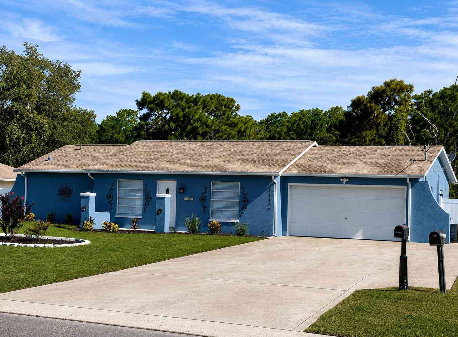 Homes For Sale - 11177 Elgin Boulevard<br/> Hernando County, SPRING HILL, FL 34608