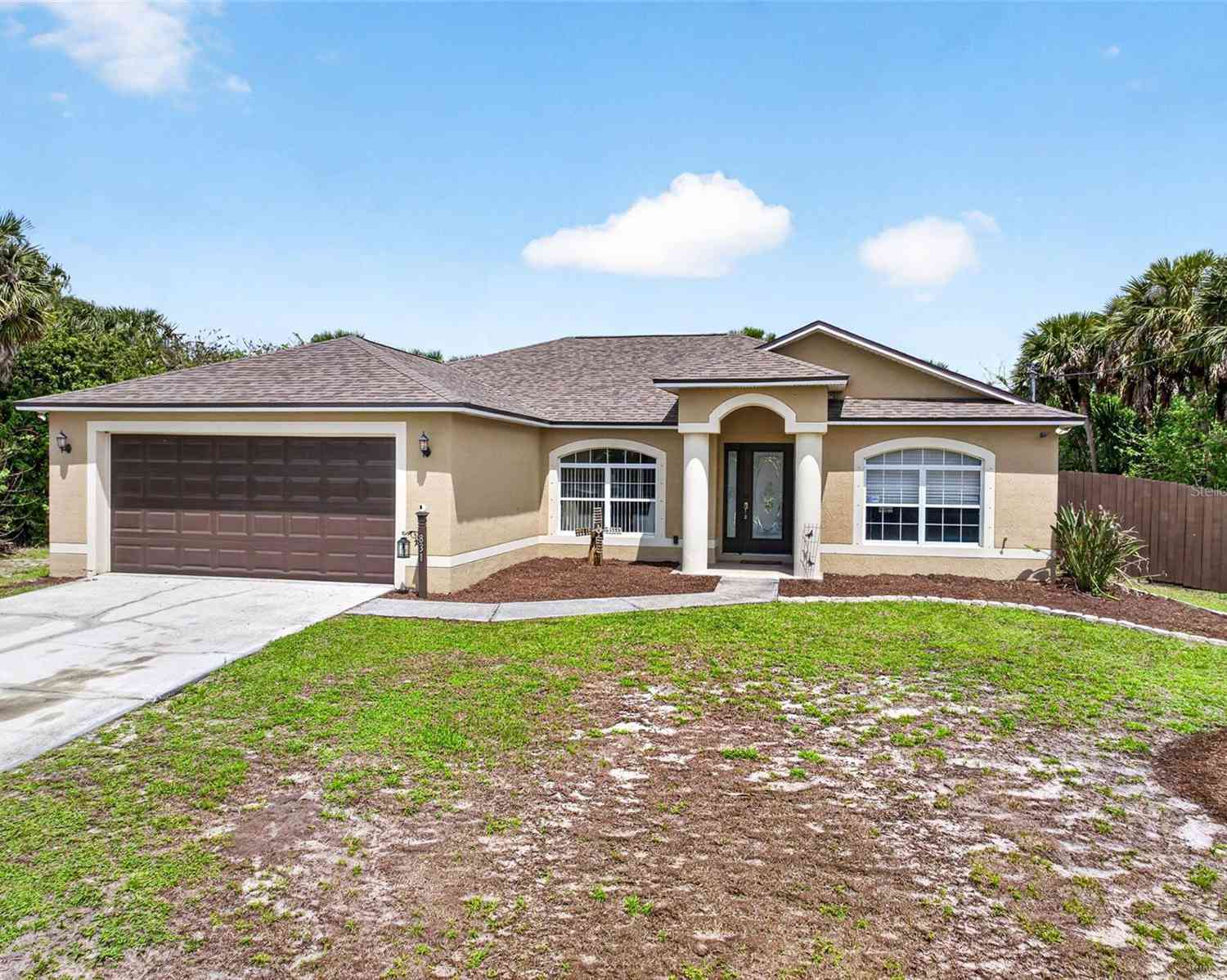 Homes For Sale - 831 Owl Street<br/> PALM BAY, FL 32908