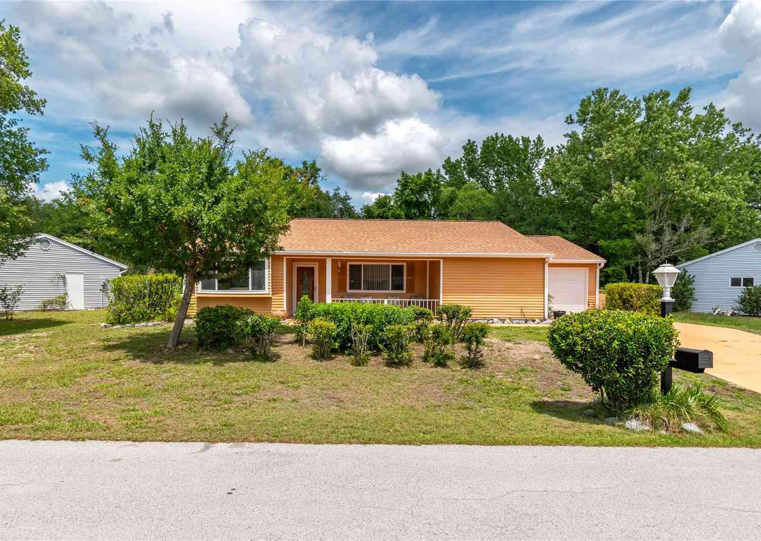 Homes For Sale - 10886 SW 90th Terrace<br/> OCALA, FL 34481