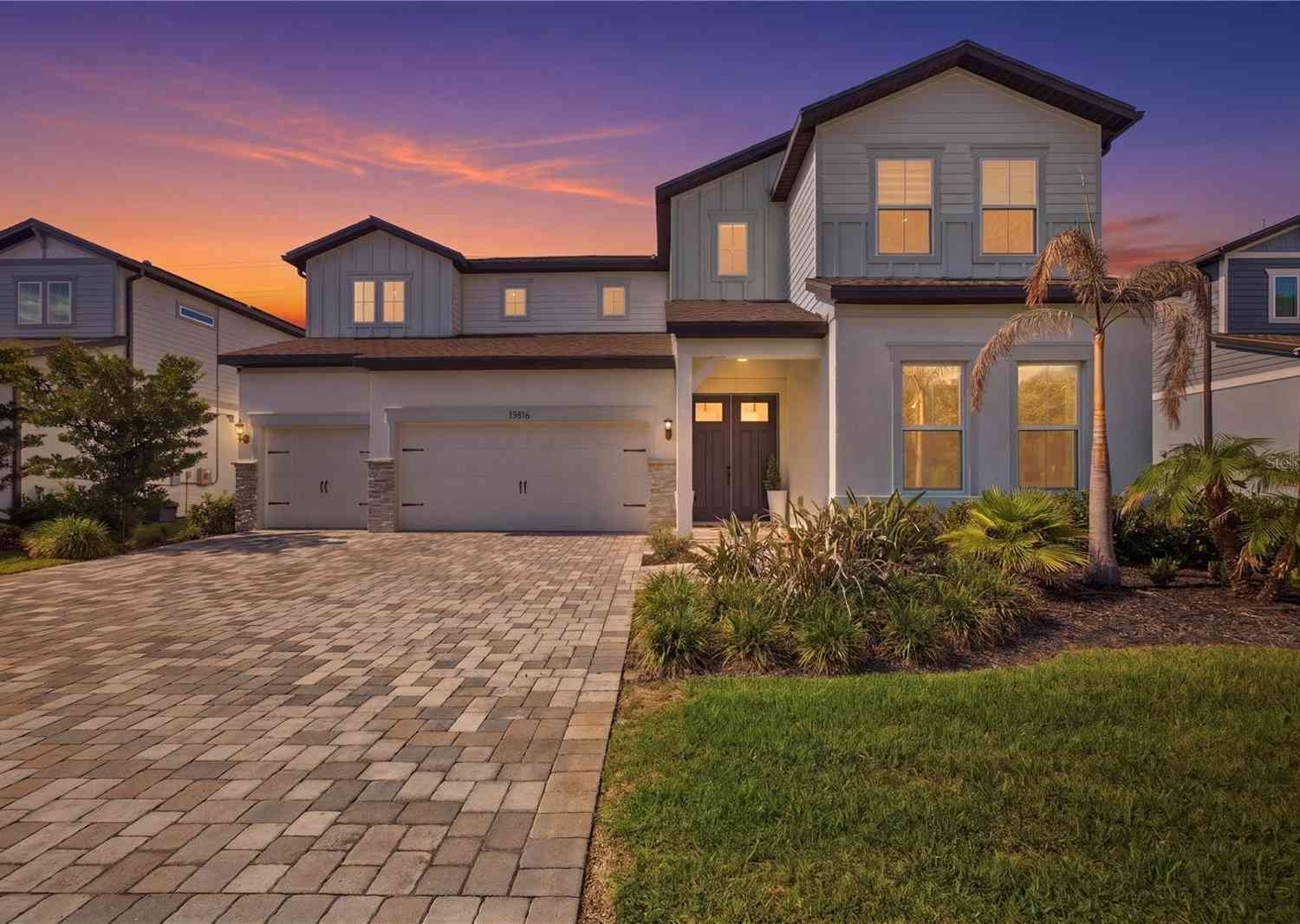 Homes For Sale - 13816 Sharp Hawk Drive<br/> RIVERVIEW, FL 33569
