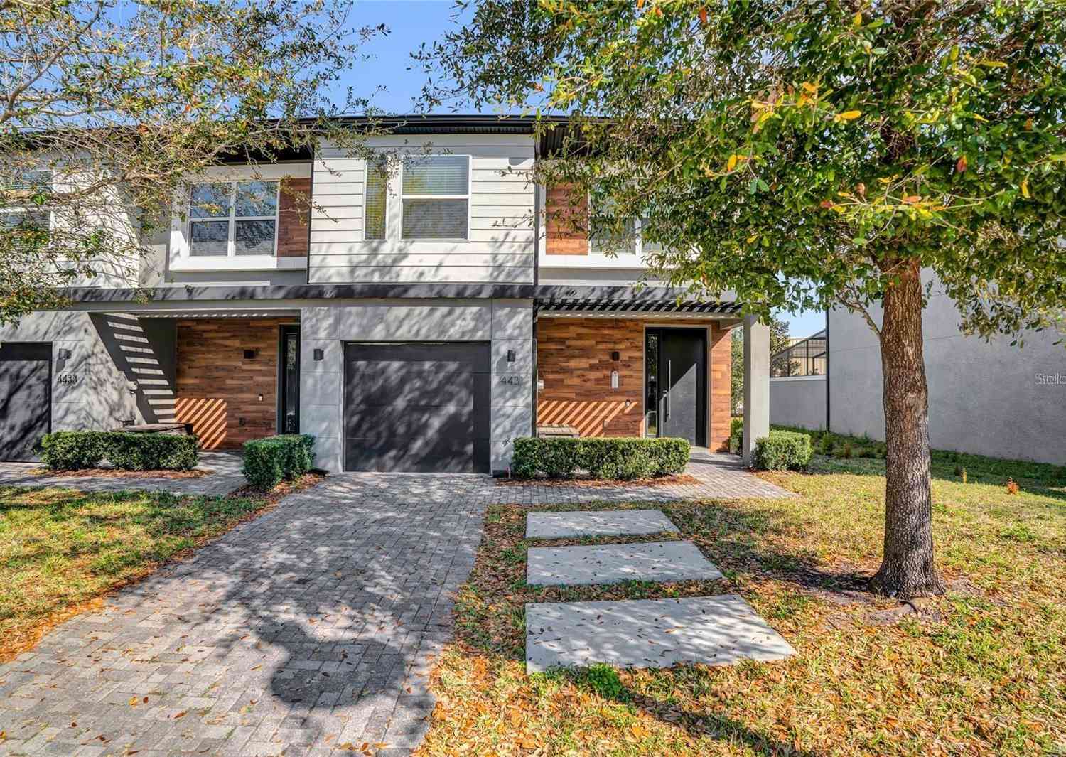Townhouse For Sale - 4431 Le Reve Court<br/> KISSIMMEE, FL 34746