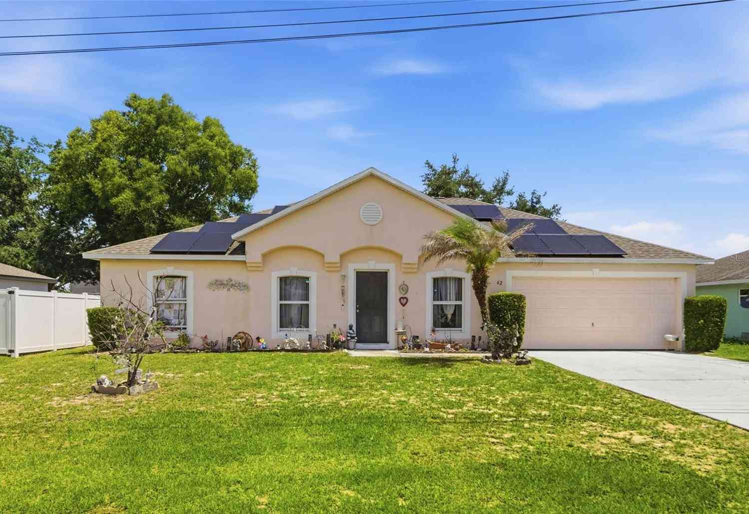 Homes For Sale - 62 Herring Court<br/> KISSIMMEE, FL 34759
