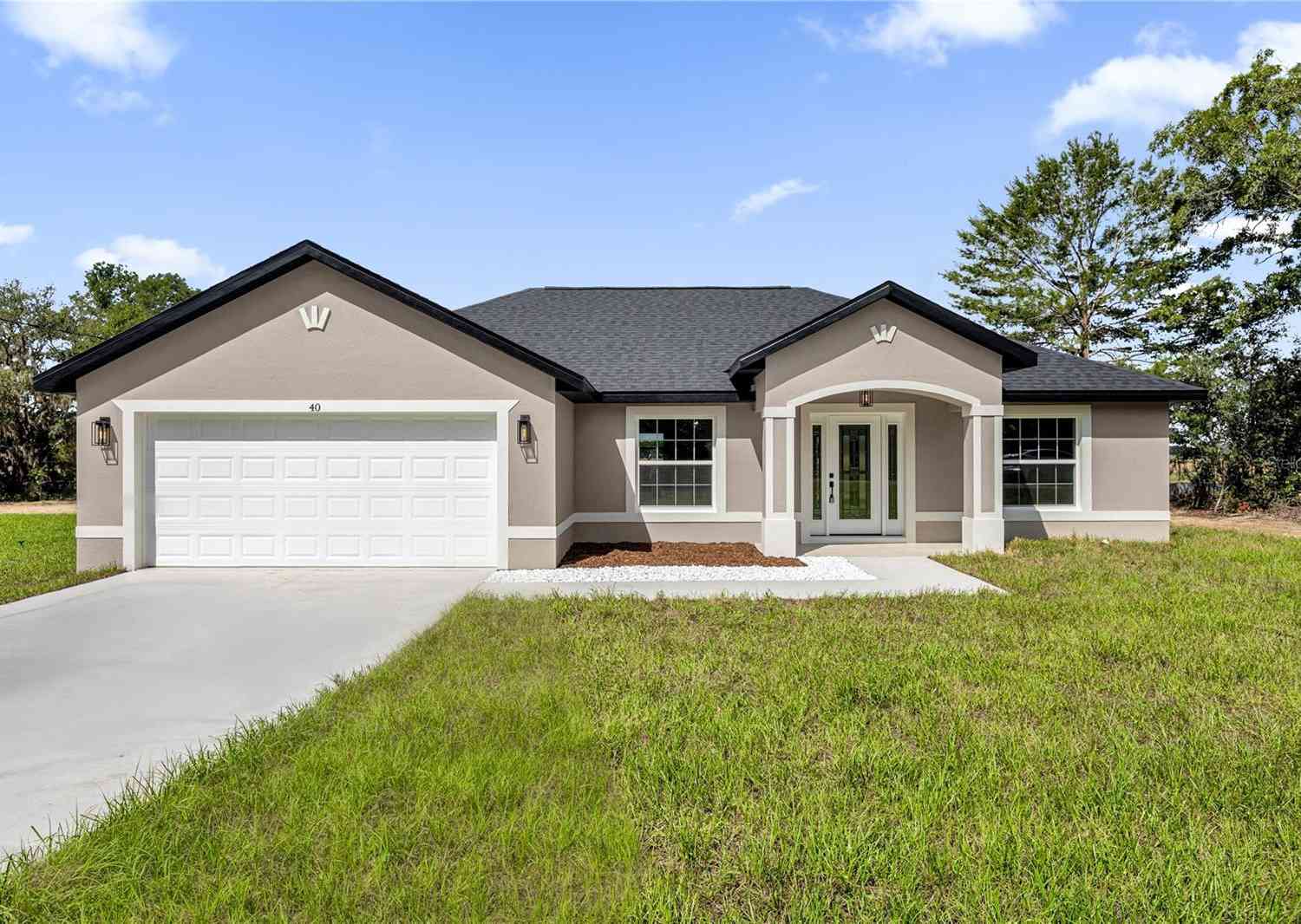 Homes For Sale - 40 Olive Circle<br/> OCALA, FL 34472