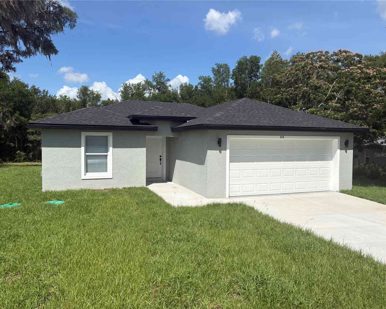 Homes For Sale - 44 Dogwood Drive Course<br/> OCALA, FL 34472