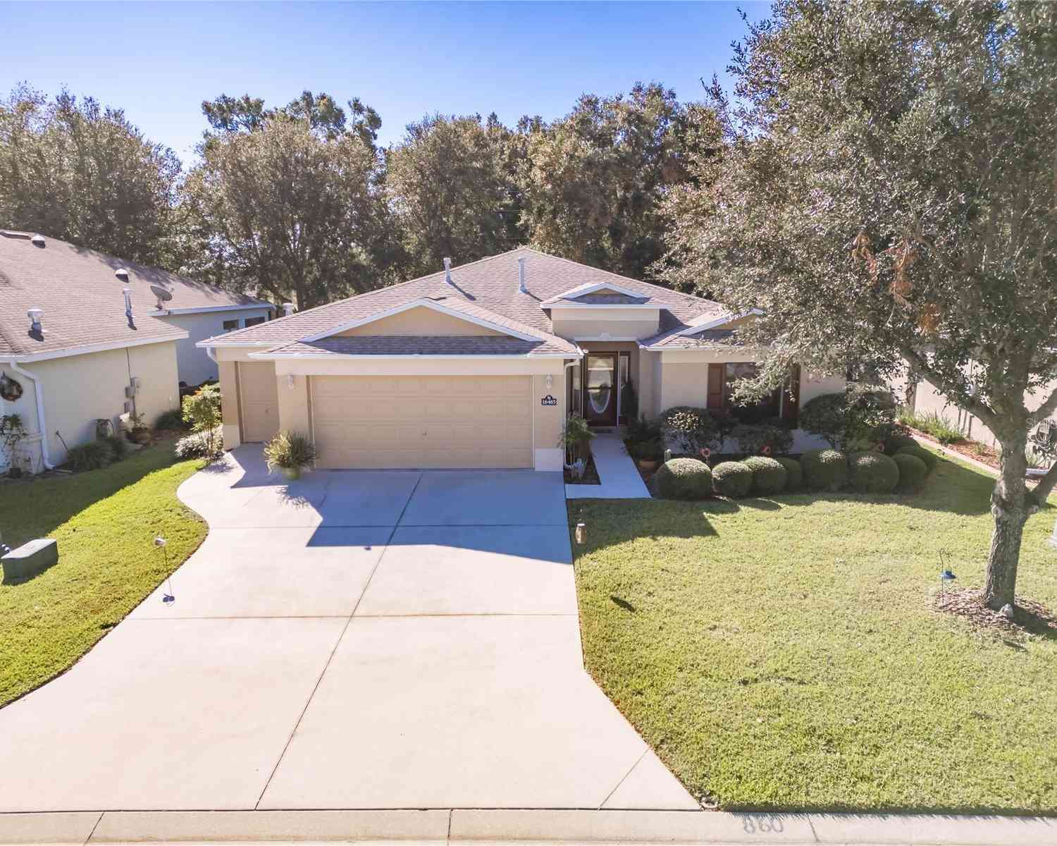 Homes For Sale - 16465 SW 14th Avenue Road<br/> OCALA, FL 34473