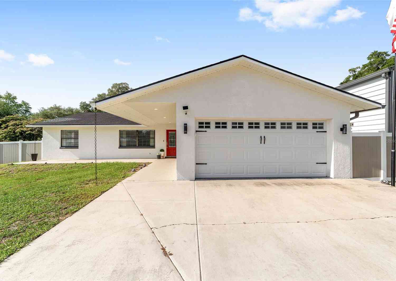 Homes For Sale - 80 NE 62nd Street<br/> OCALA, FL 34479