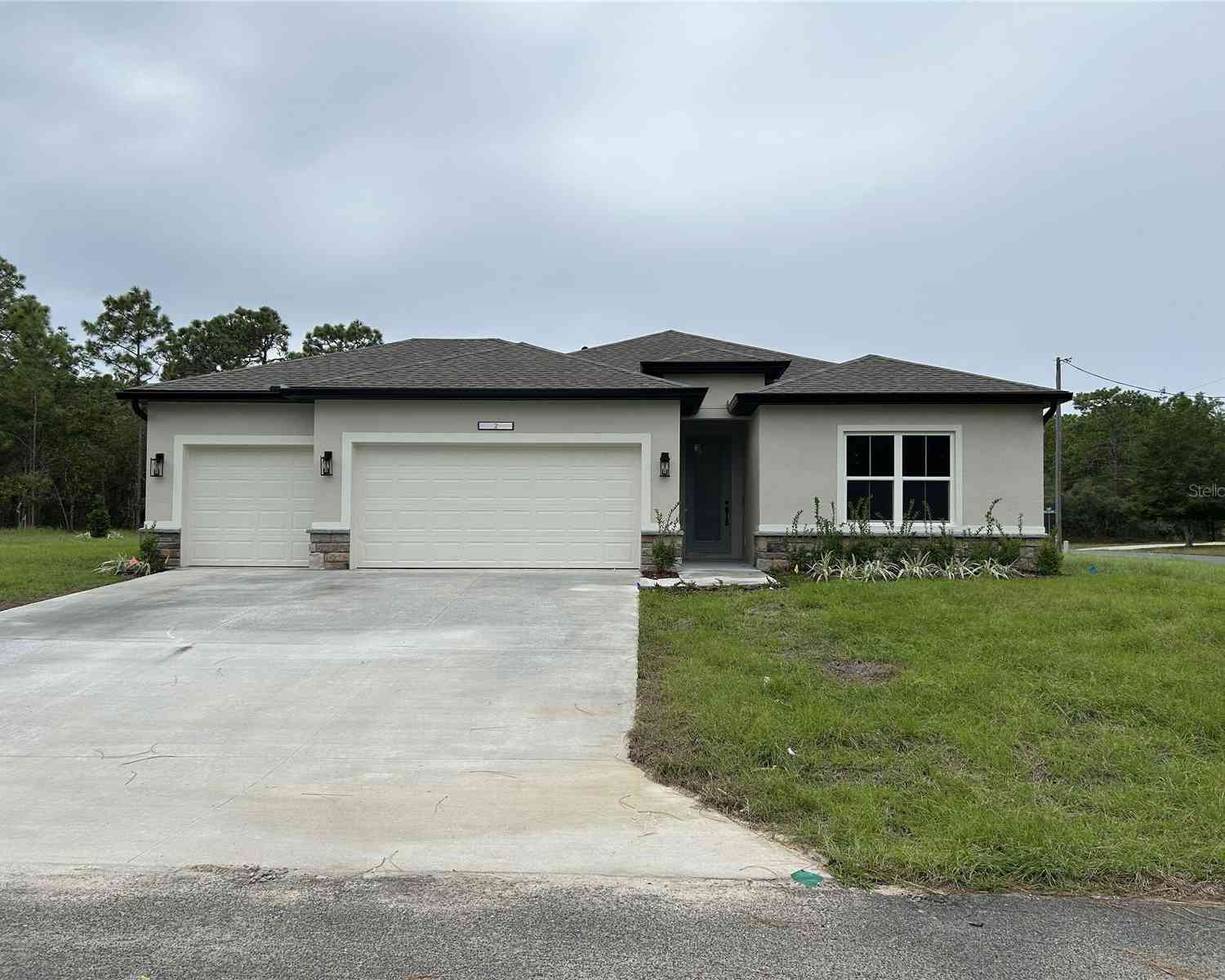 Homes For Sale - 5887 N Bedstrow Boulevard<br/> DUNNELLON, FL 34434