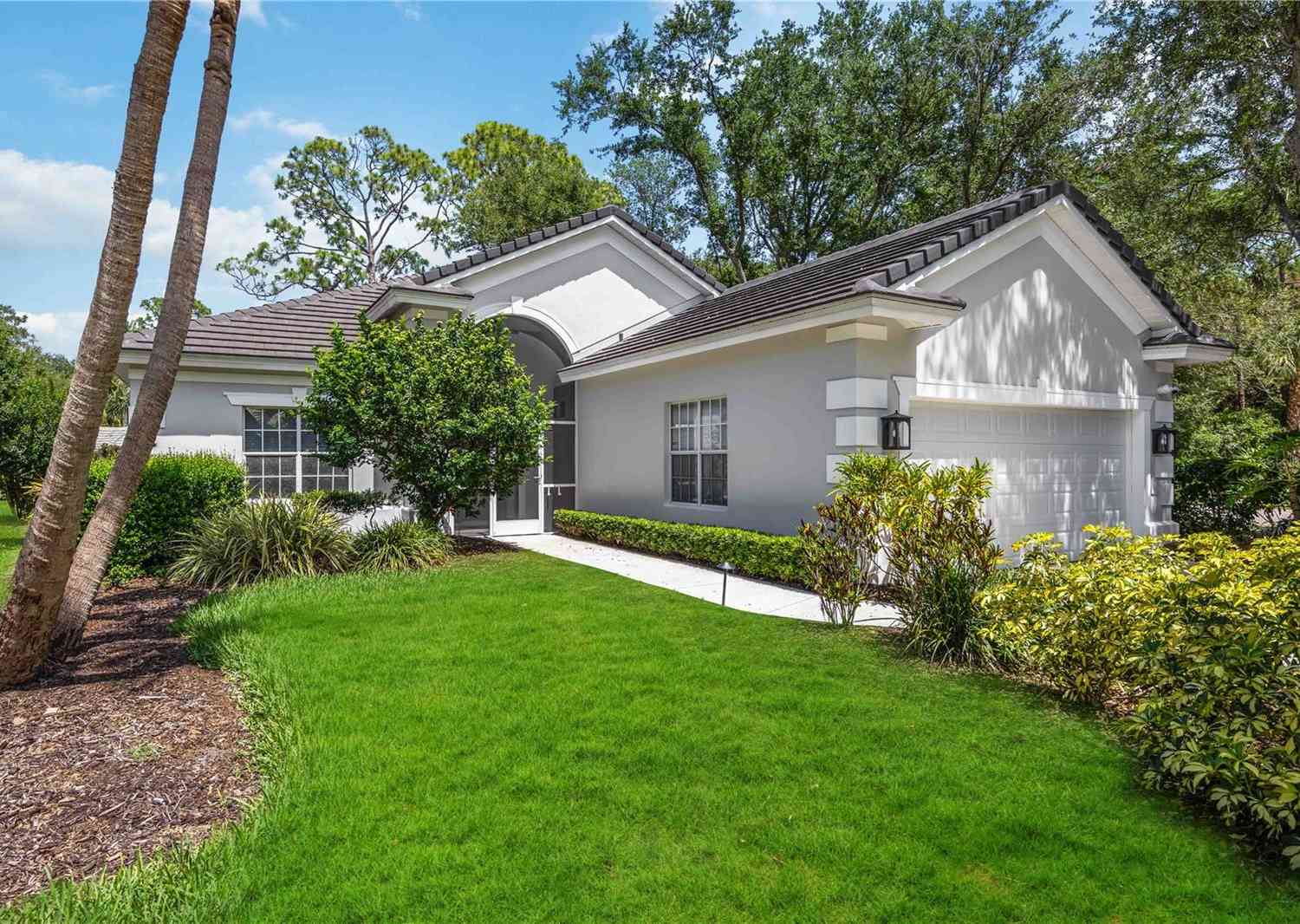 Homes For Sale - 7159 Prestwick Court<br/> BRADENTON, FL 34201