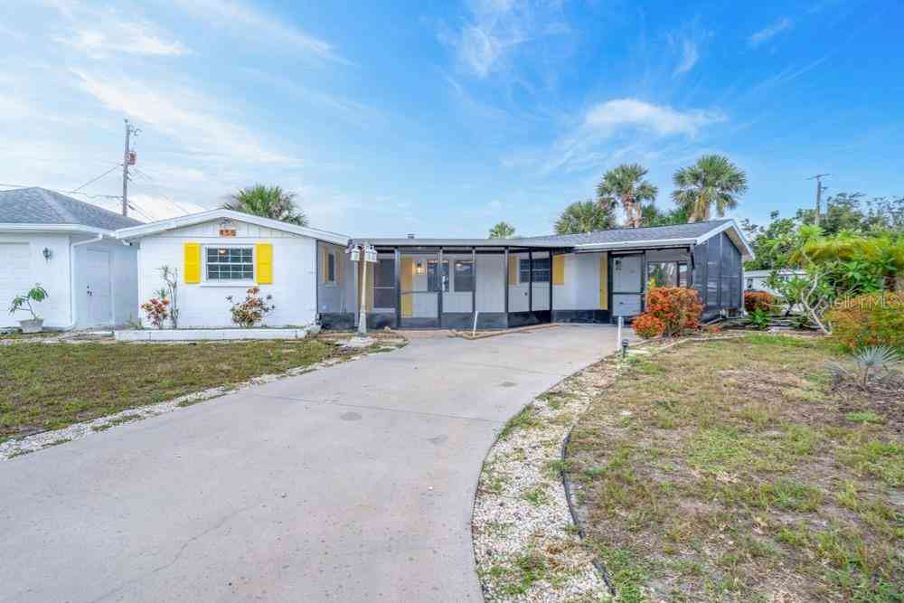 Homes For Sale - 456 Sandlewood Drive<br/> VENICE, FL 34293