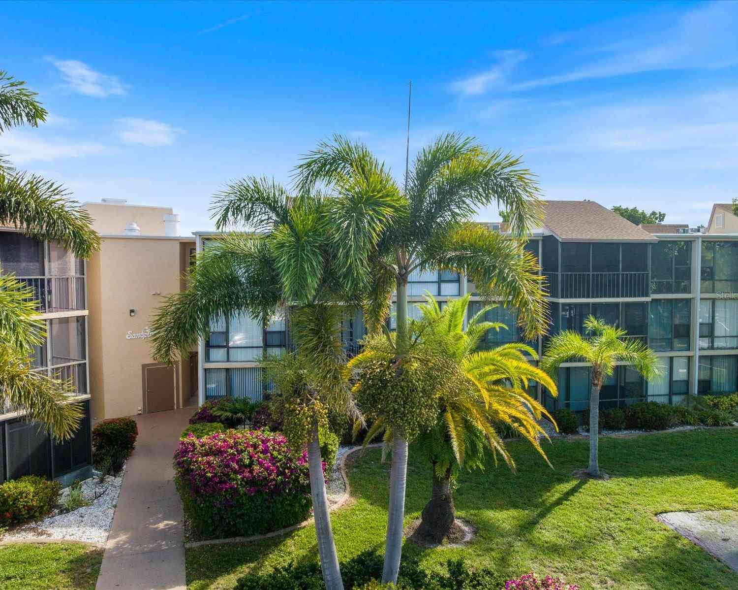 Condo For Sale - 618 Bird Bay Drive #317<br/> VENICE, FL 34285