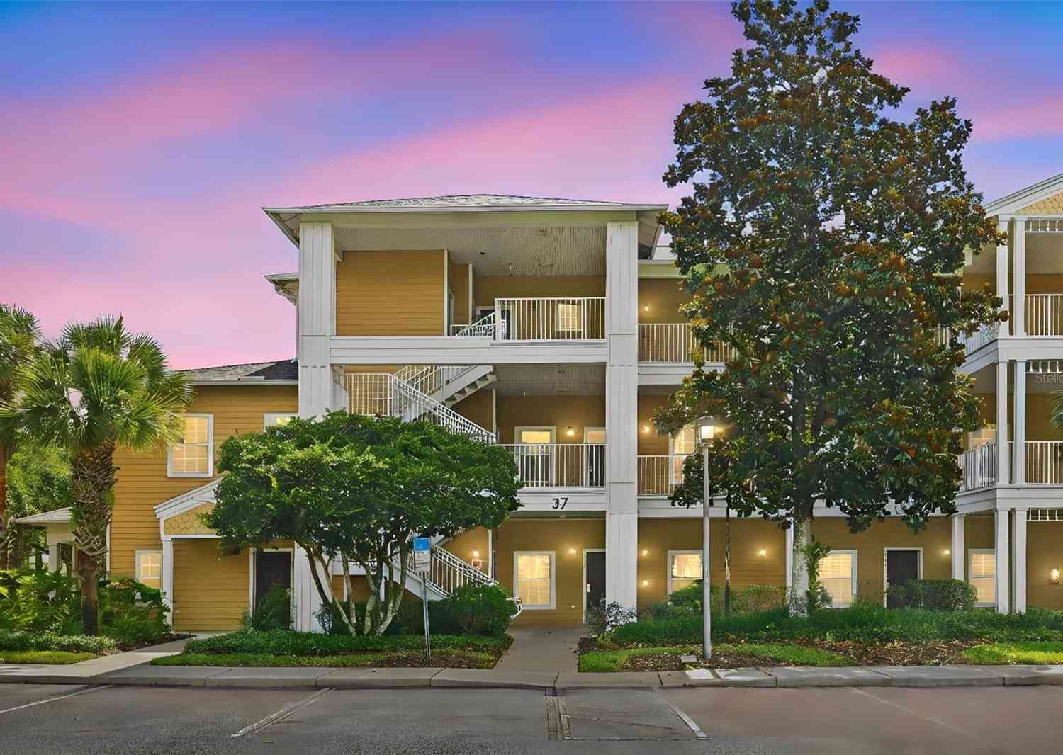 Condo For Sale - 102 Rum Run #37-102<br/> DAVENPORT, FL 33897