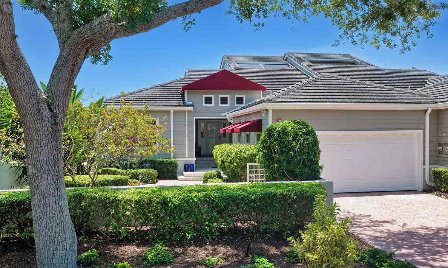 Condo For Sale - 3460 Winding Oaks Drive #38<br/> LONGBOAT KEY, FL 34228