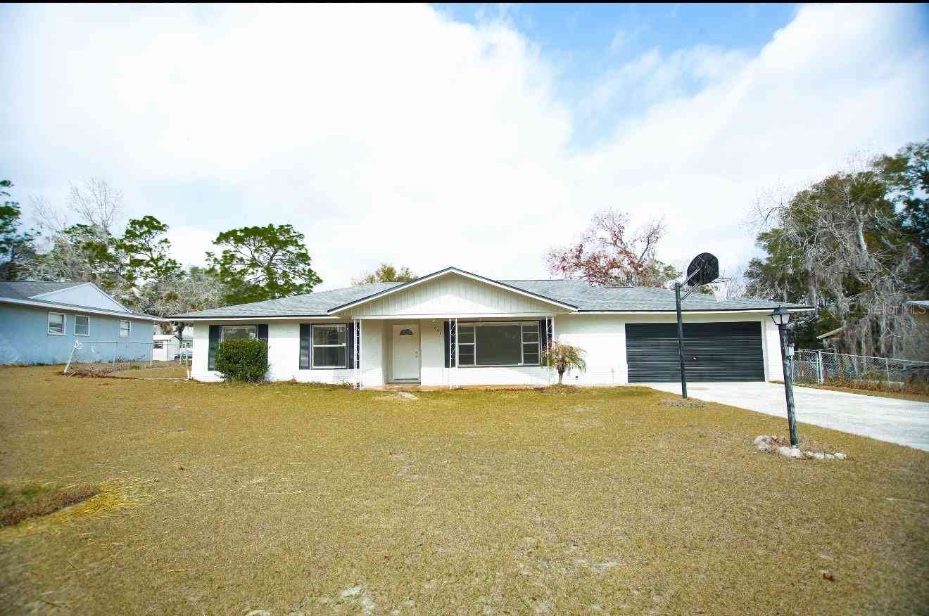 Homes For Sale - 606 Water Road<br/> OCALA, FL 34472