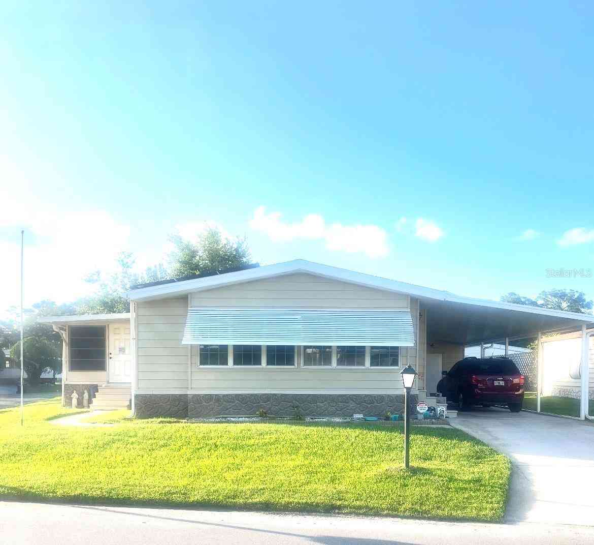 Mobile Home For Sale - 4412 Teka Lane<br/> Osceola County, Saint Cloud, FL 34772