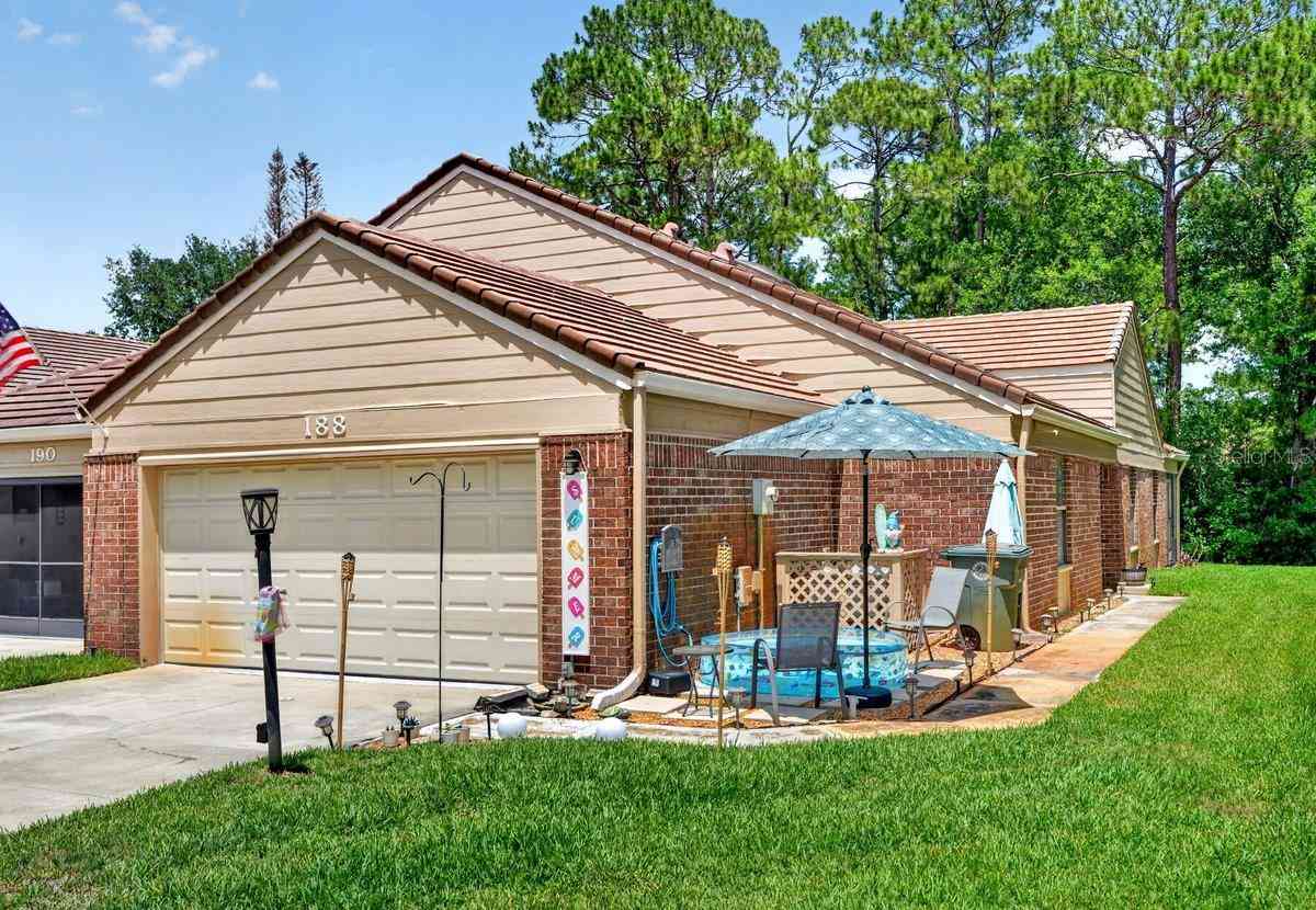 Townhouse For Sale - 188 Gray Dove Court<br/> DAYTONA BEACH, FL 32119