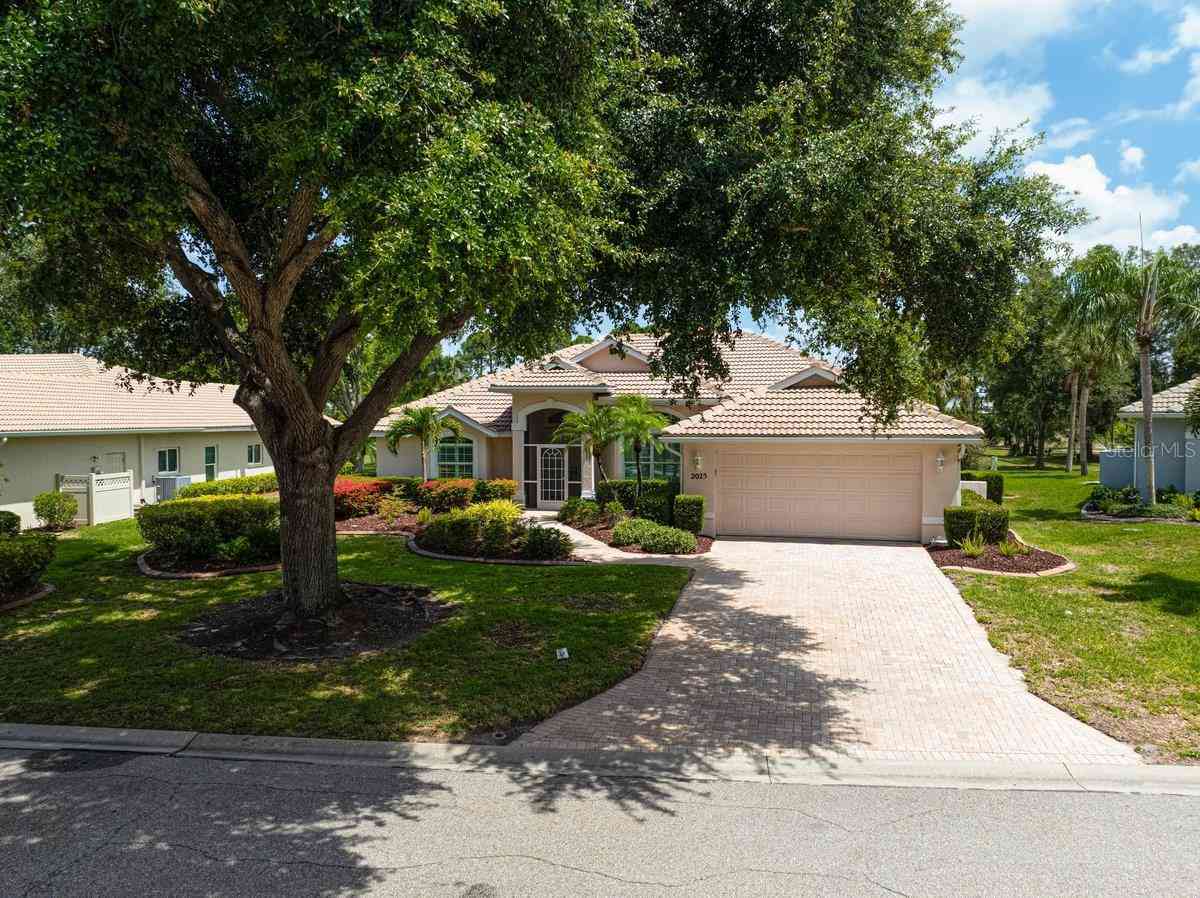 Homes For Sale - 2025 White Feather Lane<br/> NOKOMIS, FL 34275