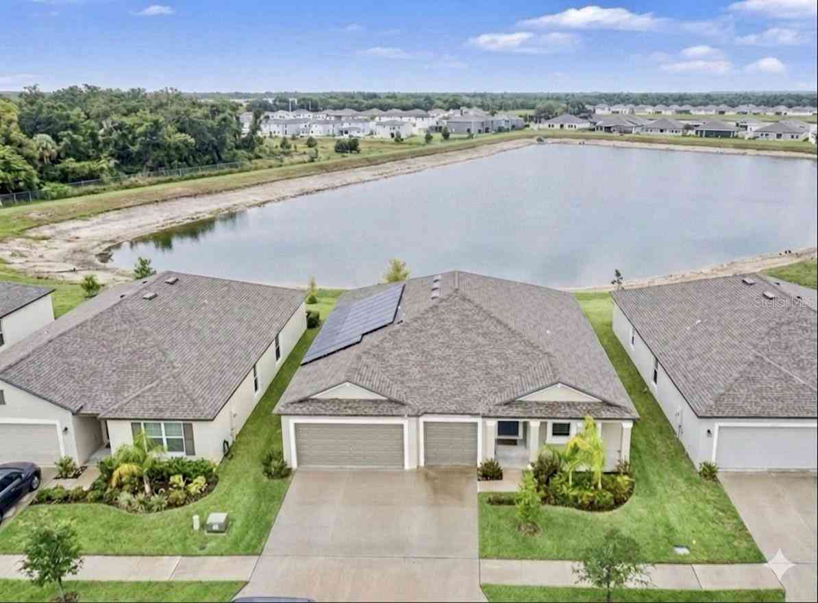 Homes For Sale - 10829 Crushed Grape Drive<br/> RIVERVIEW, FL 33578