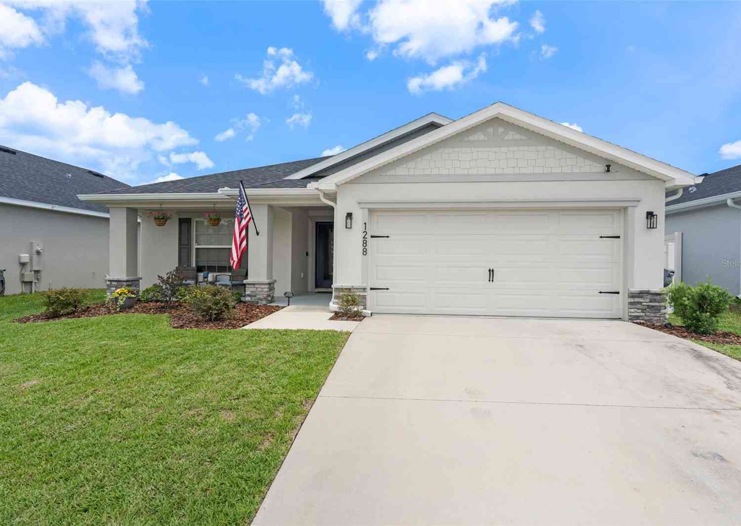 Homes For Sale - 1288 Mountain Flower Lane<br/> DAVENPORT, FL 33837
