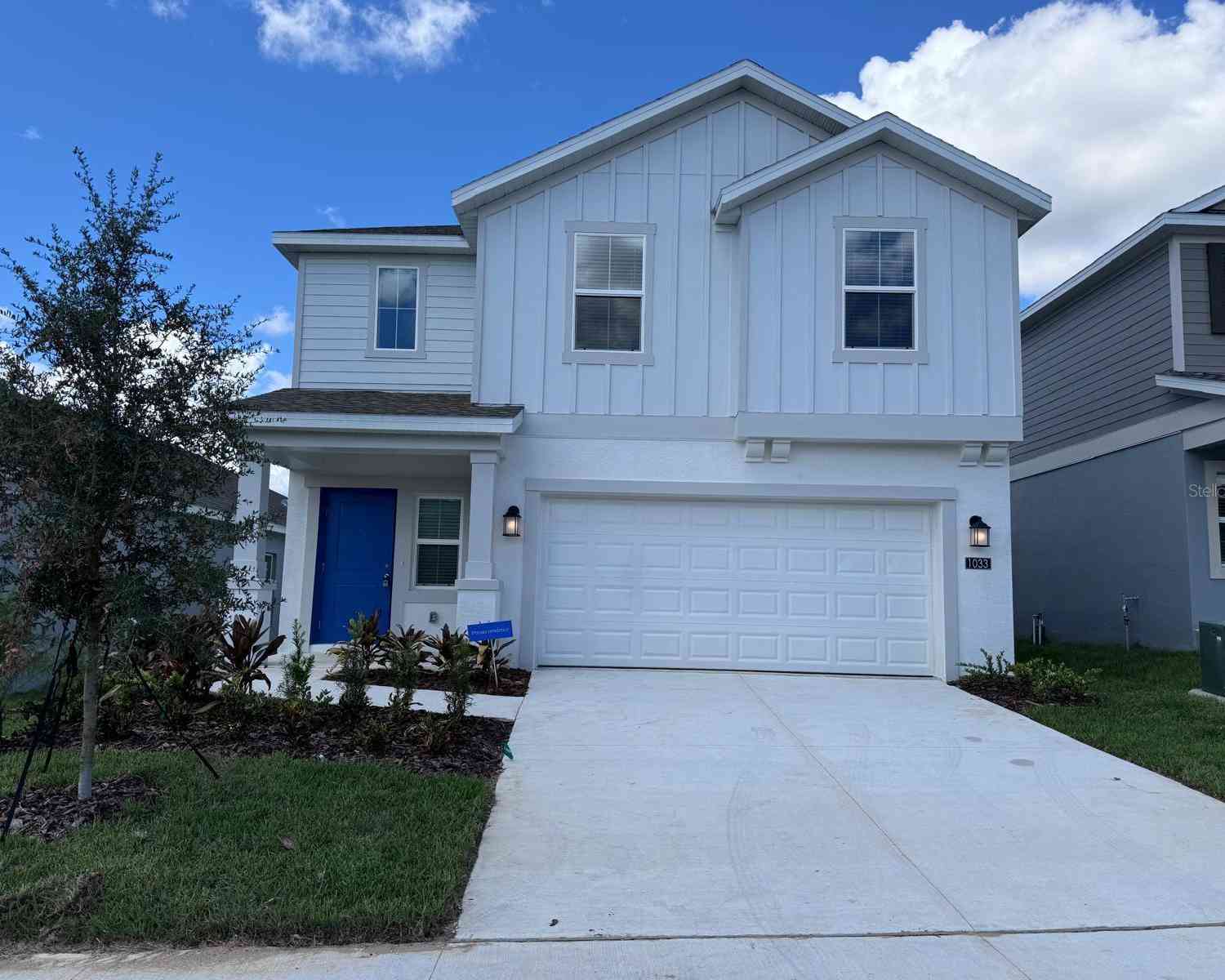 Homes For Sale - 1033 Waterfall Boulevard<br/> DAVENPORT, FL 33837