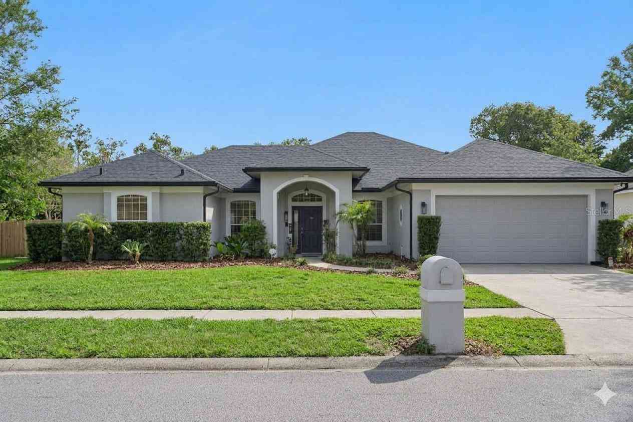 Homes For Sale - 987 Autumn Glen Lane<br/> Seminole County, CASSELBERRY, FL 32707
