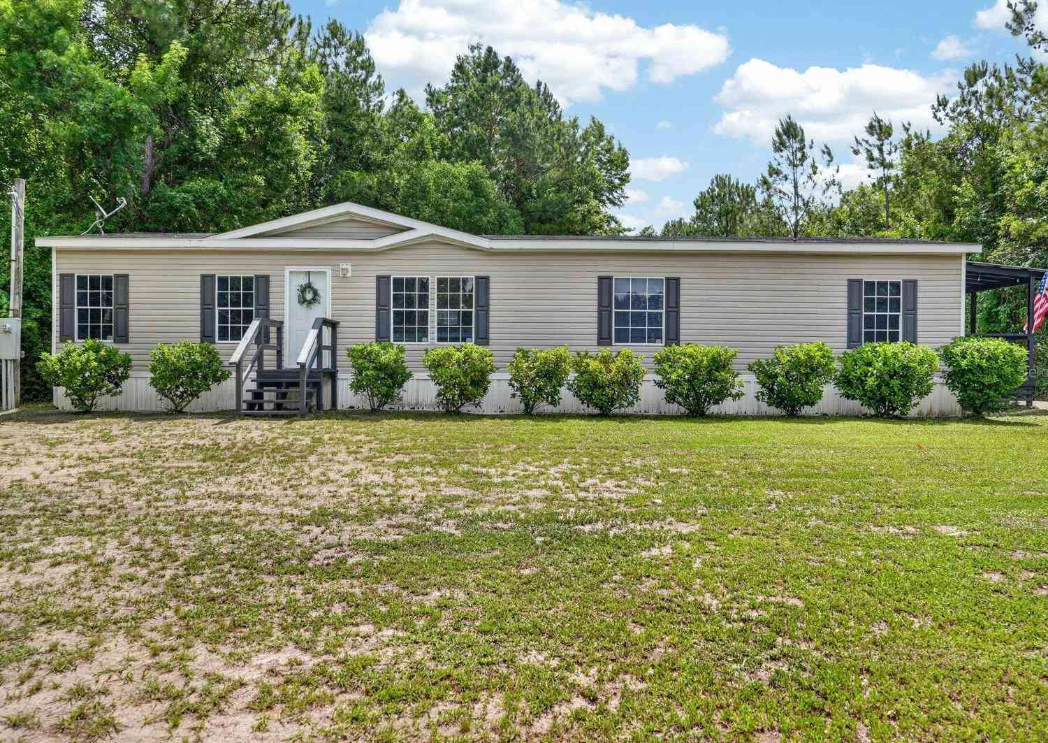 Mobile Home For Sale - 1985 Tomahawk Road<br/> Saint Augustine, FL 32092