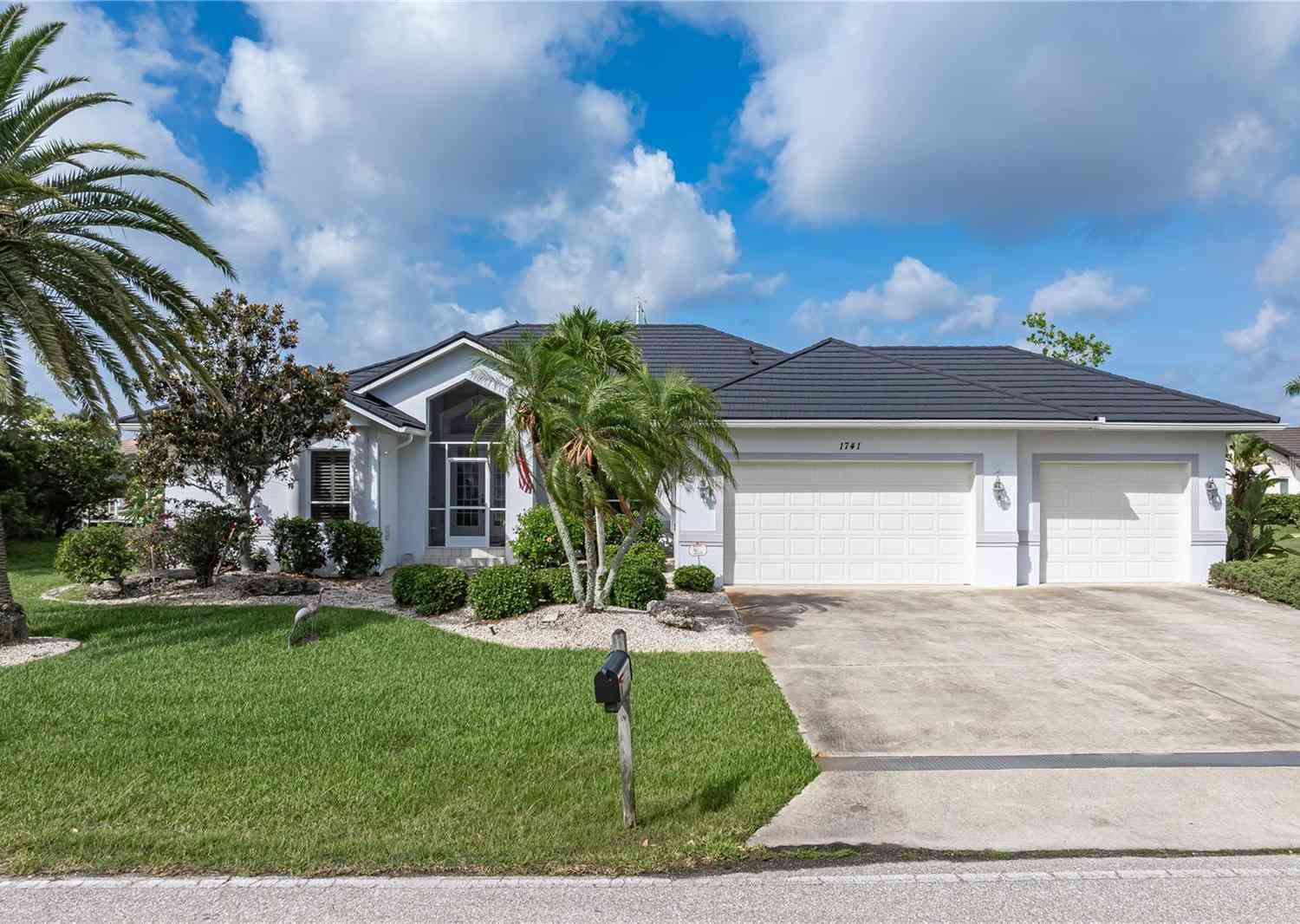 Homes For Sale - 1741 Suzi Street<br/> PUNTA GORDA, FL 33950