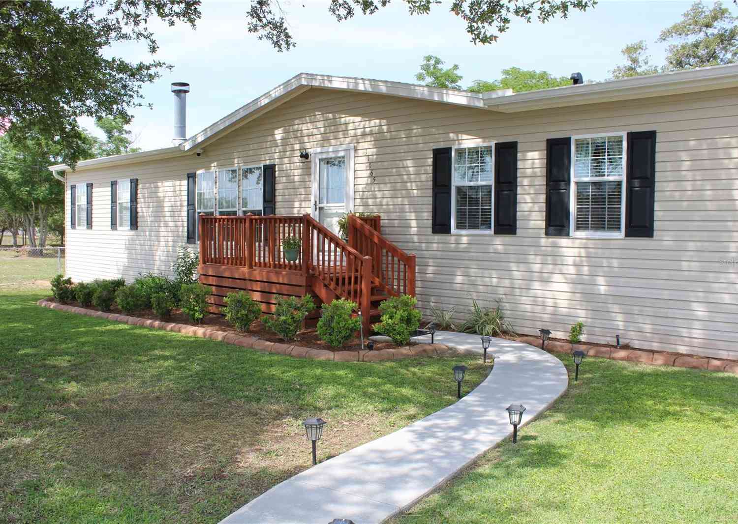 Mobile Home For Sale - 11165 Old Squaw Avenue<br/> WEEKI WACHEE, FL 34614