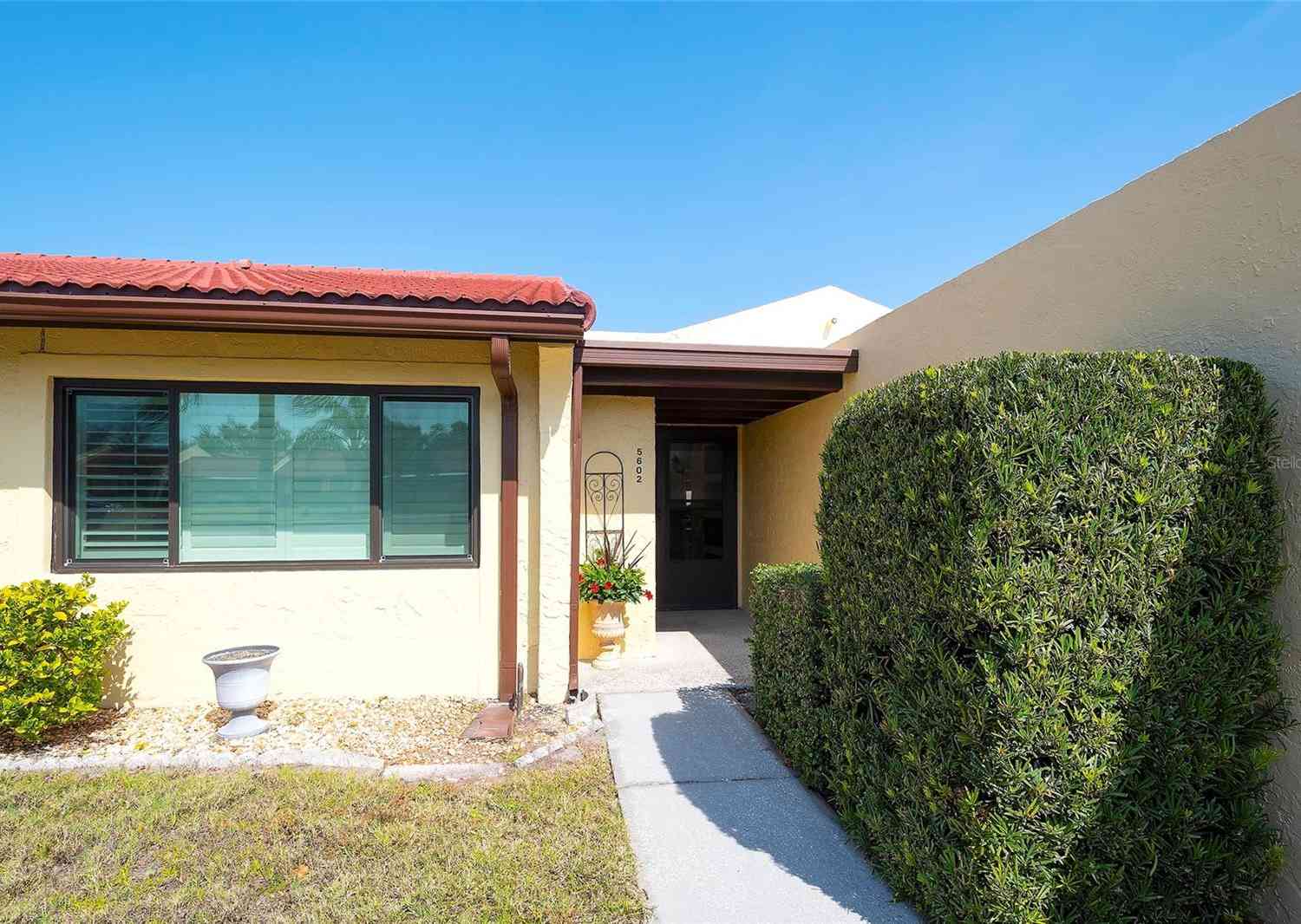 Condo For Sale - 5602 12th Avenue #5602<br/> BRADENTON, FL 34209