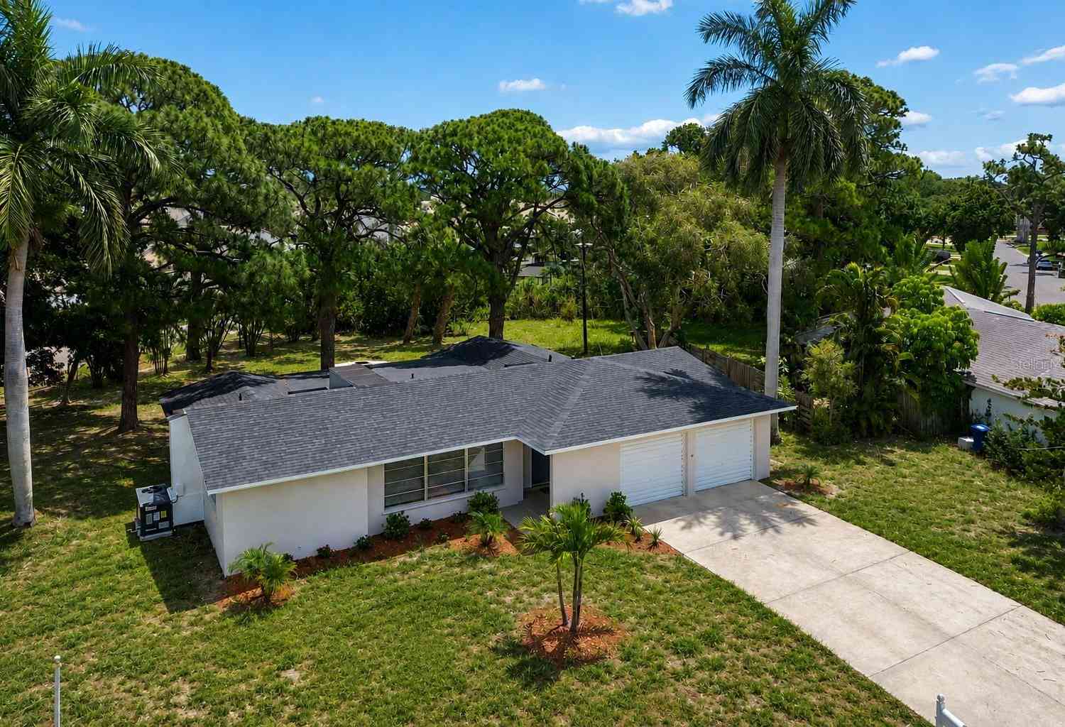 Homes For Sale - 6116 7th Avenue Drive<br/> BRADENTON, FL 34209
