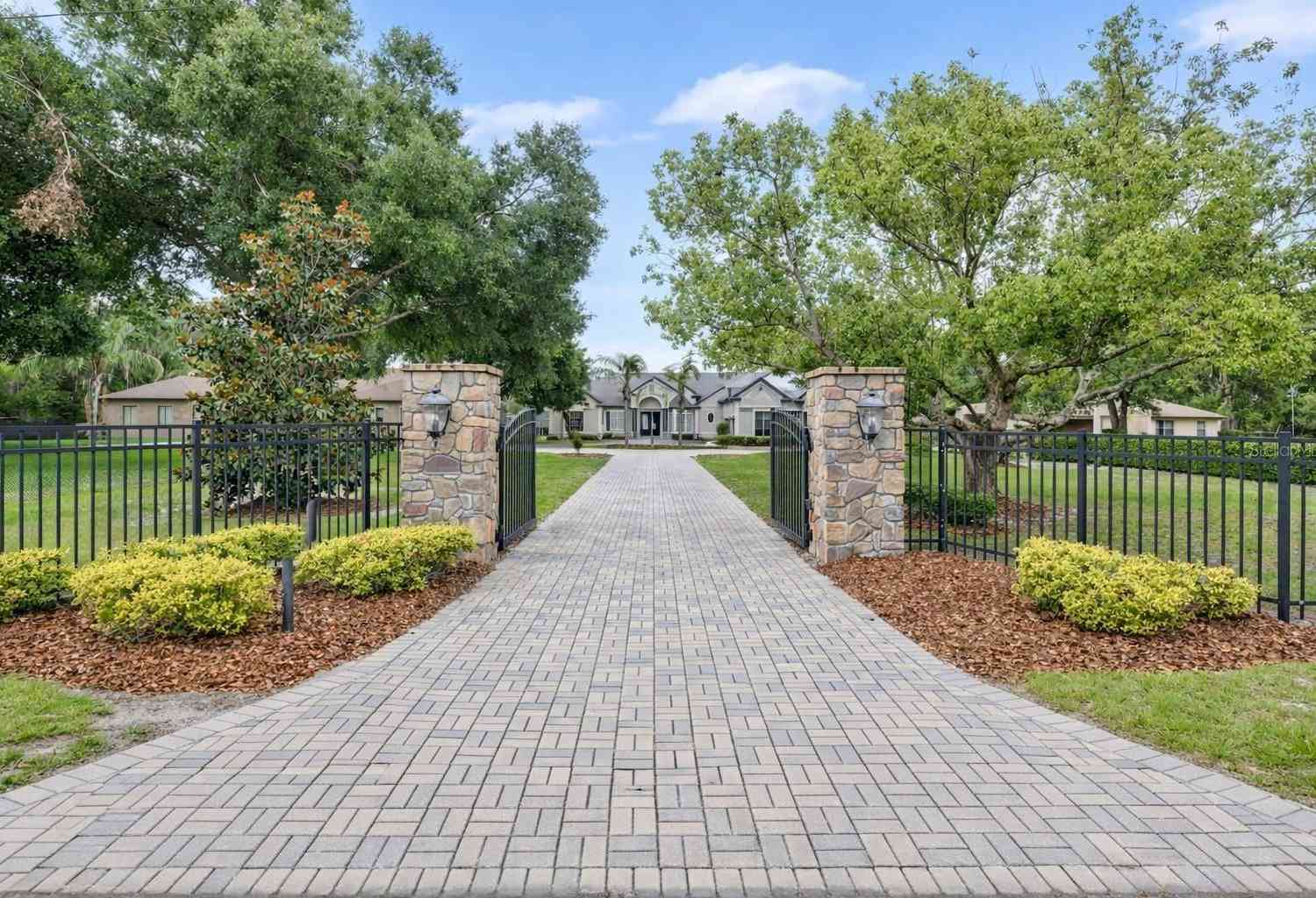 Homes For Sale - 5300 Cub Lake Drive<br/> Seminole County, APOPKA, FL 32703