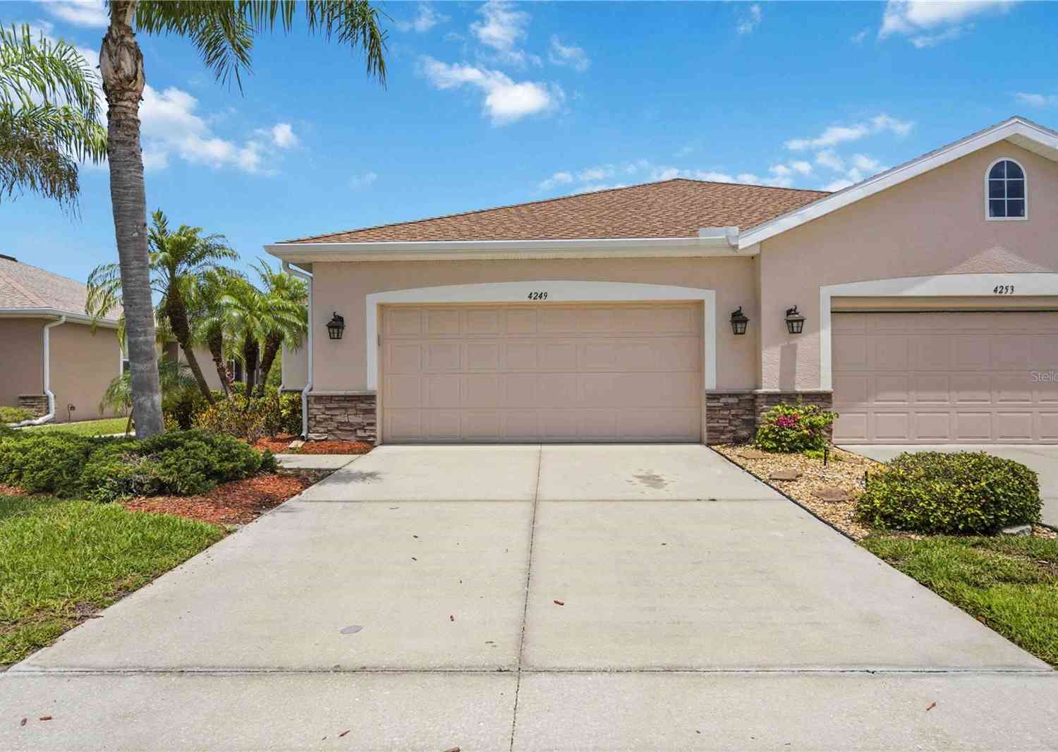Villa For Sale - 4249 Lenox Boulevard<br/> VENICE, FL 34293