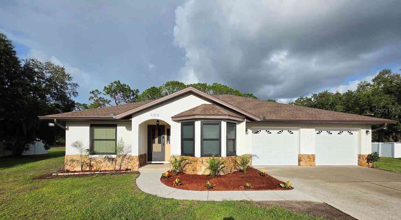 Homes For Sale - 707 136th Street<br/> BRADENTON, FL 34212