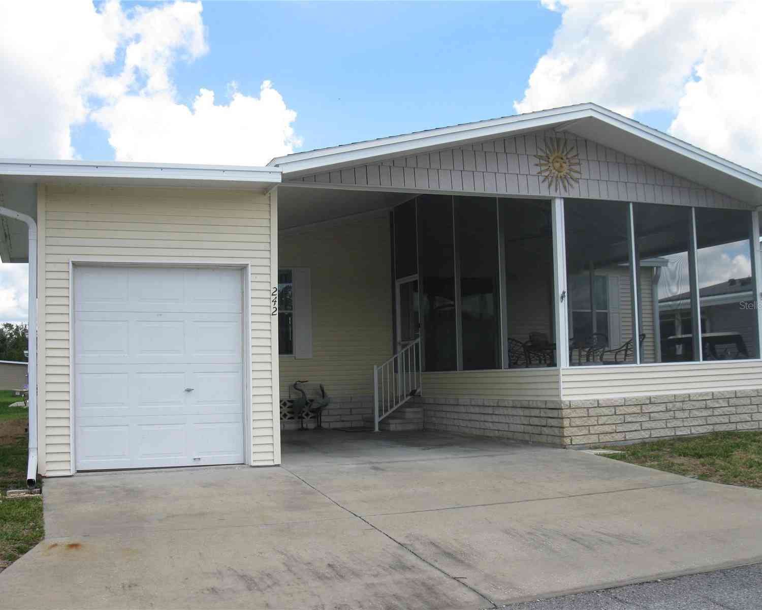 Mobile Home For Sale - 242 Ramsgate Way<br/> HAINES CITY, FL 33844