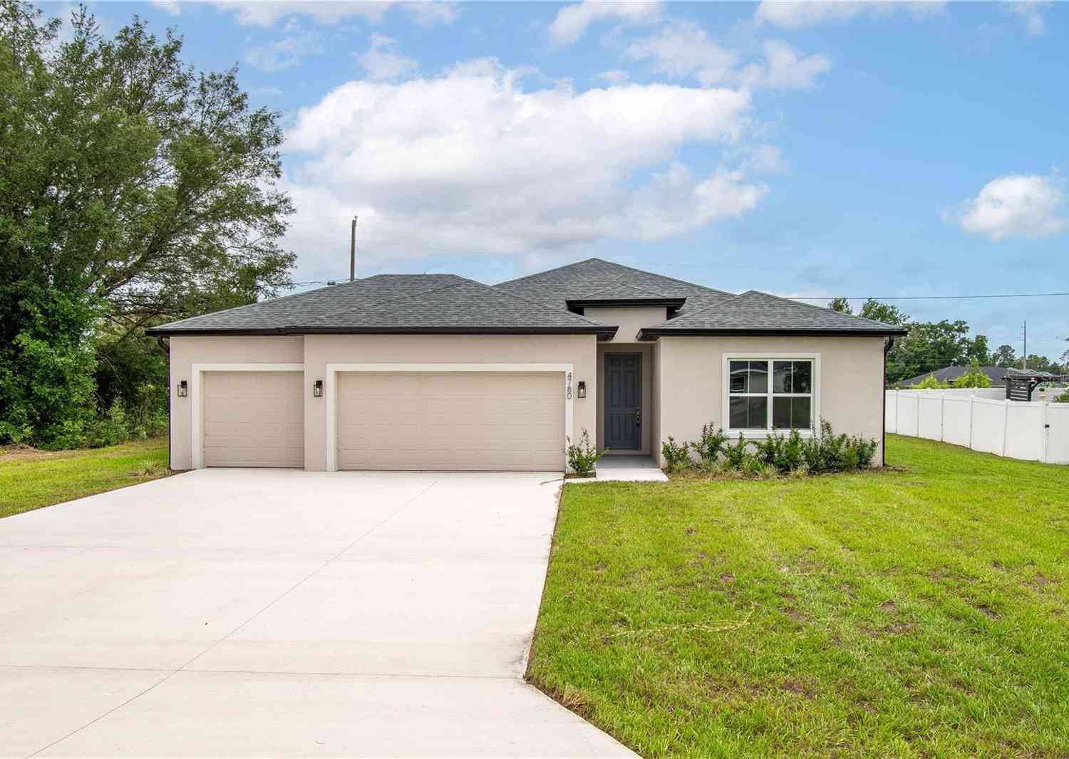 Homes For Sale - 4780 SW 129th Place<br/> OCALA, FL 34473