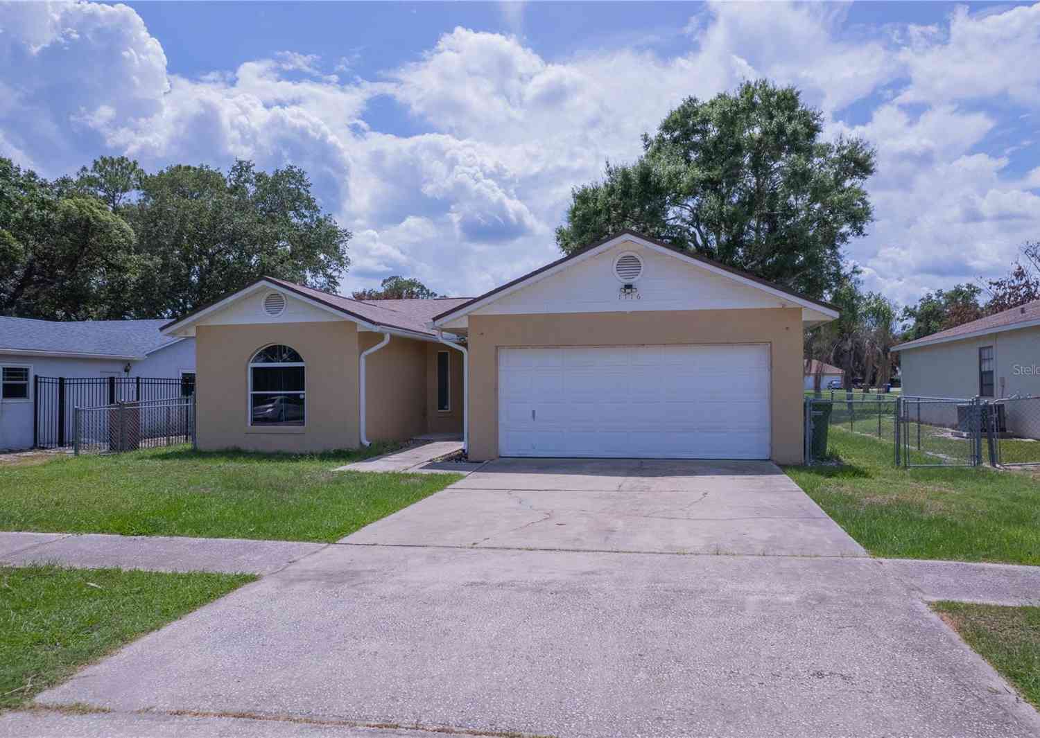 Homes For Sale - 1716 Terry Circle<br/> WINTER HAVEN, FL 33881