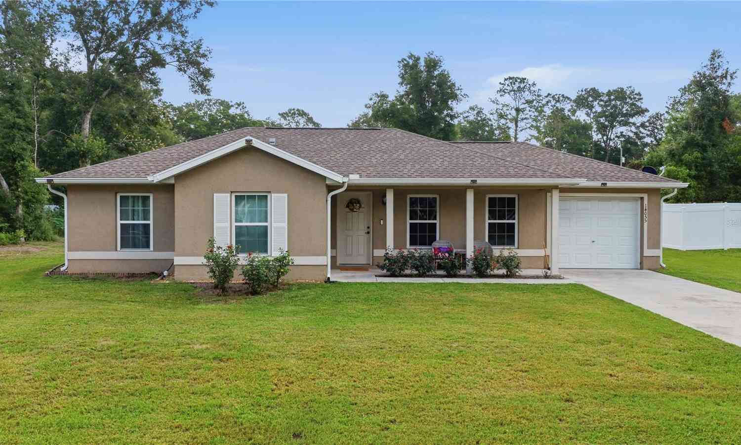 Homes For Sale - 14055 SE 43rd Terrace<br/> SUMMERFIELD, FL 34491