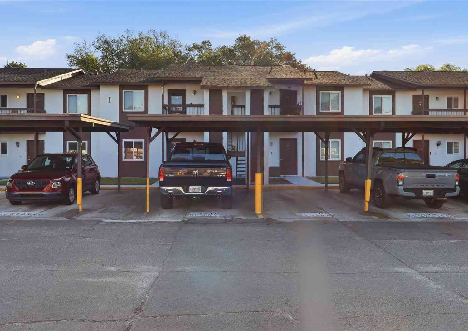 Condo For Sale - 39132 County Road 54 #2216<br/> ZEPHYRHILLS, FL 33542