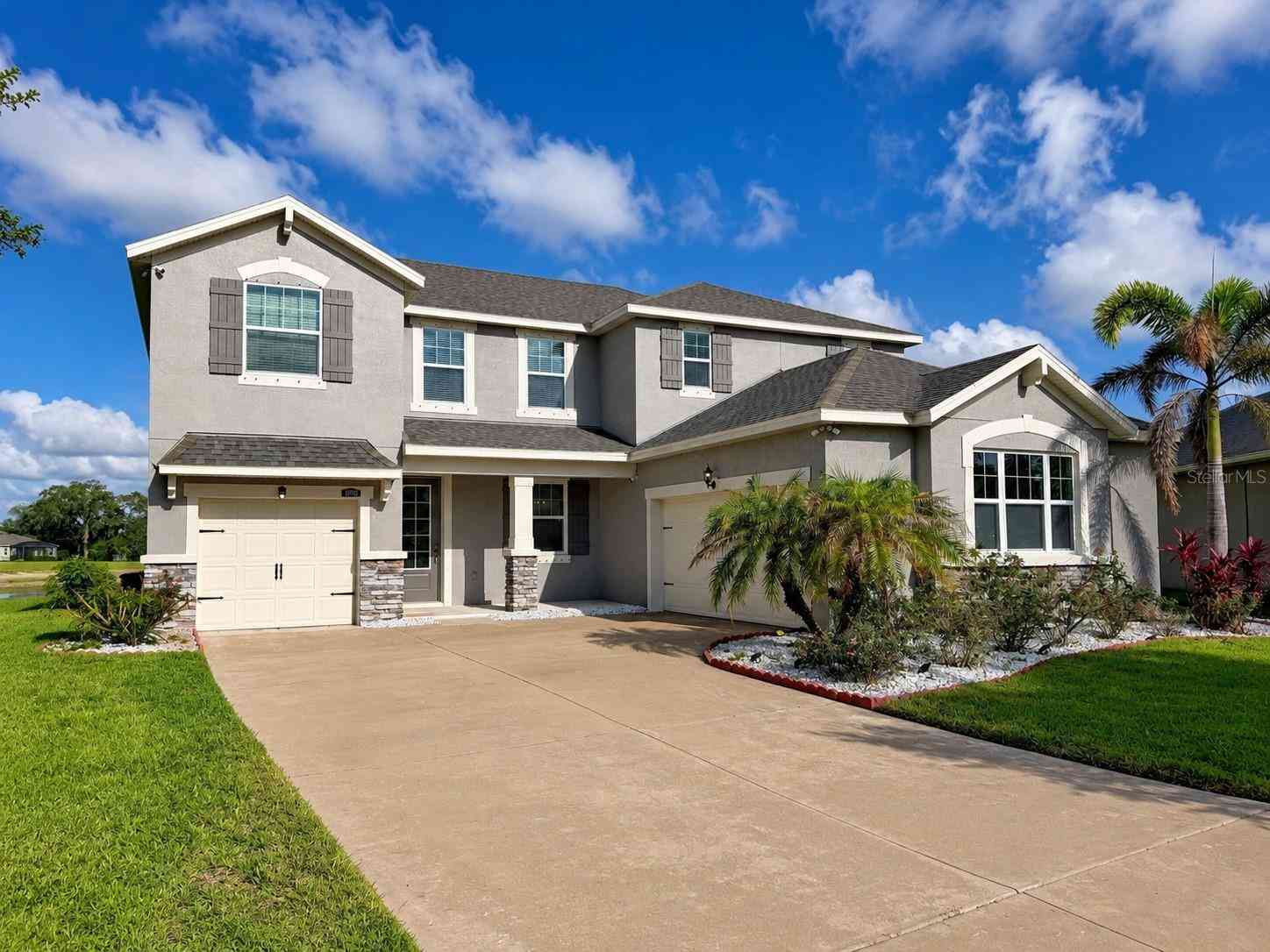 Homes For Sale - 10708 Planer Picket Drive<br/> RIVERVIEW, FL 33569