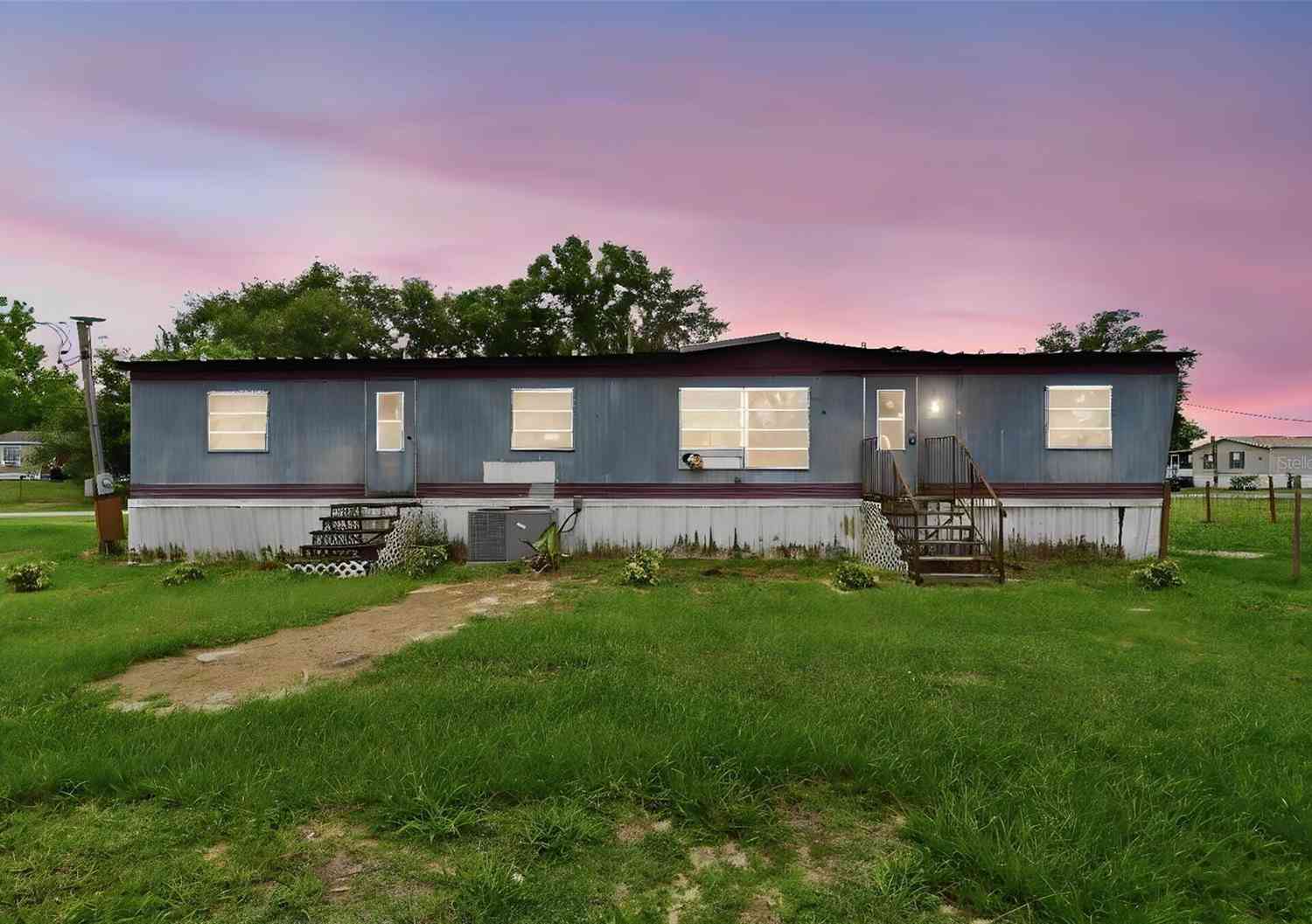 Mobile Home For Sale - 3011 Park Circle<br/> HAINES CITY, FL 33844