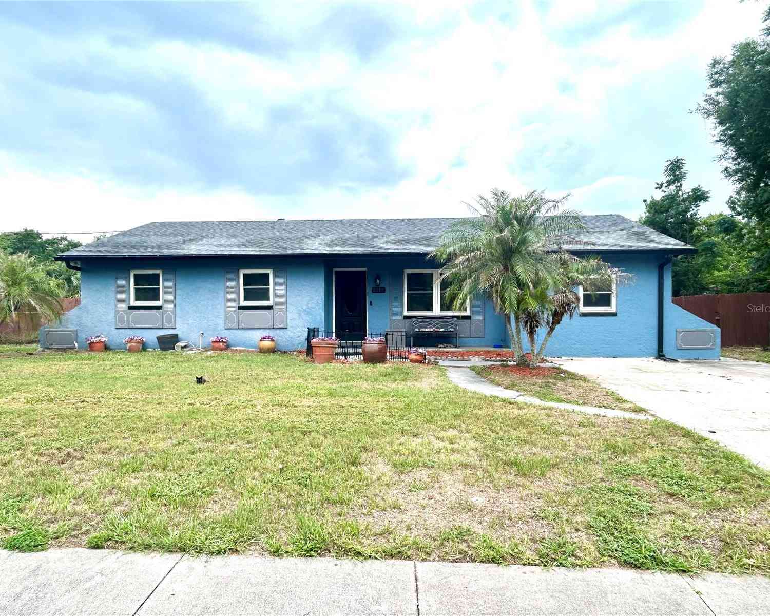 Homes For Sale - 2210 Murdock Boulevard<br/> ORLANDO, FL 32817
