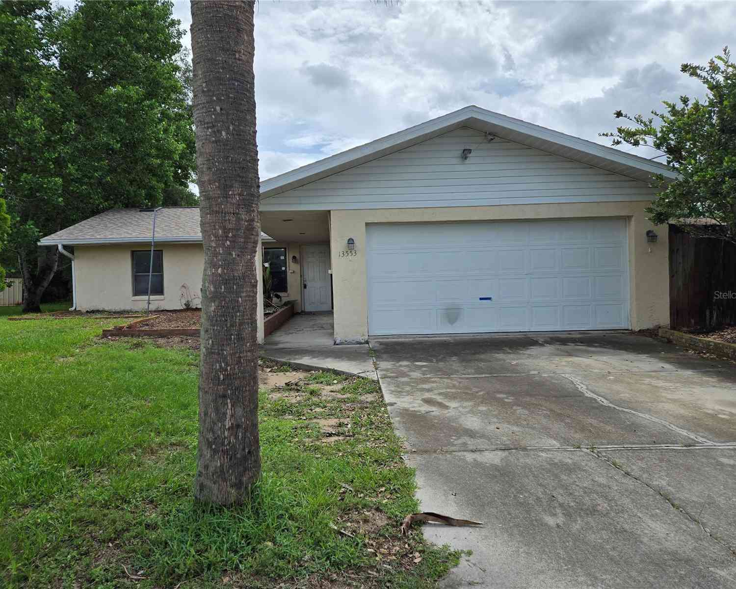 Homes For Sale - 13553 SE 39th Terrace<br/> SUMMERFIELD, FL 34491
