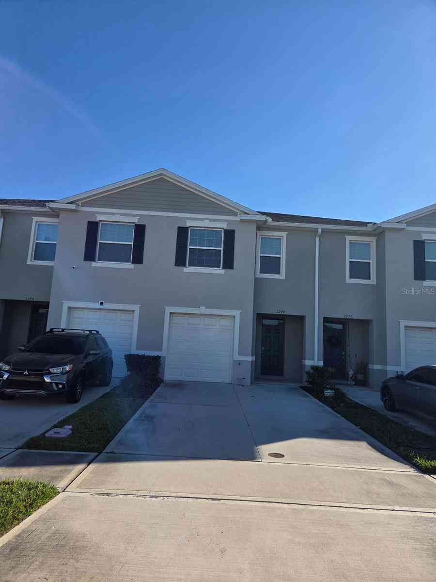 Townhouse For Sale - 2294 Tay Wes Drive<br/> Osceola County, Saint Cloud, FL 34771