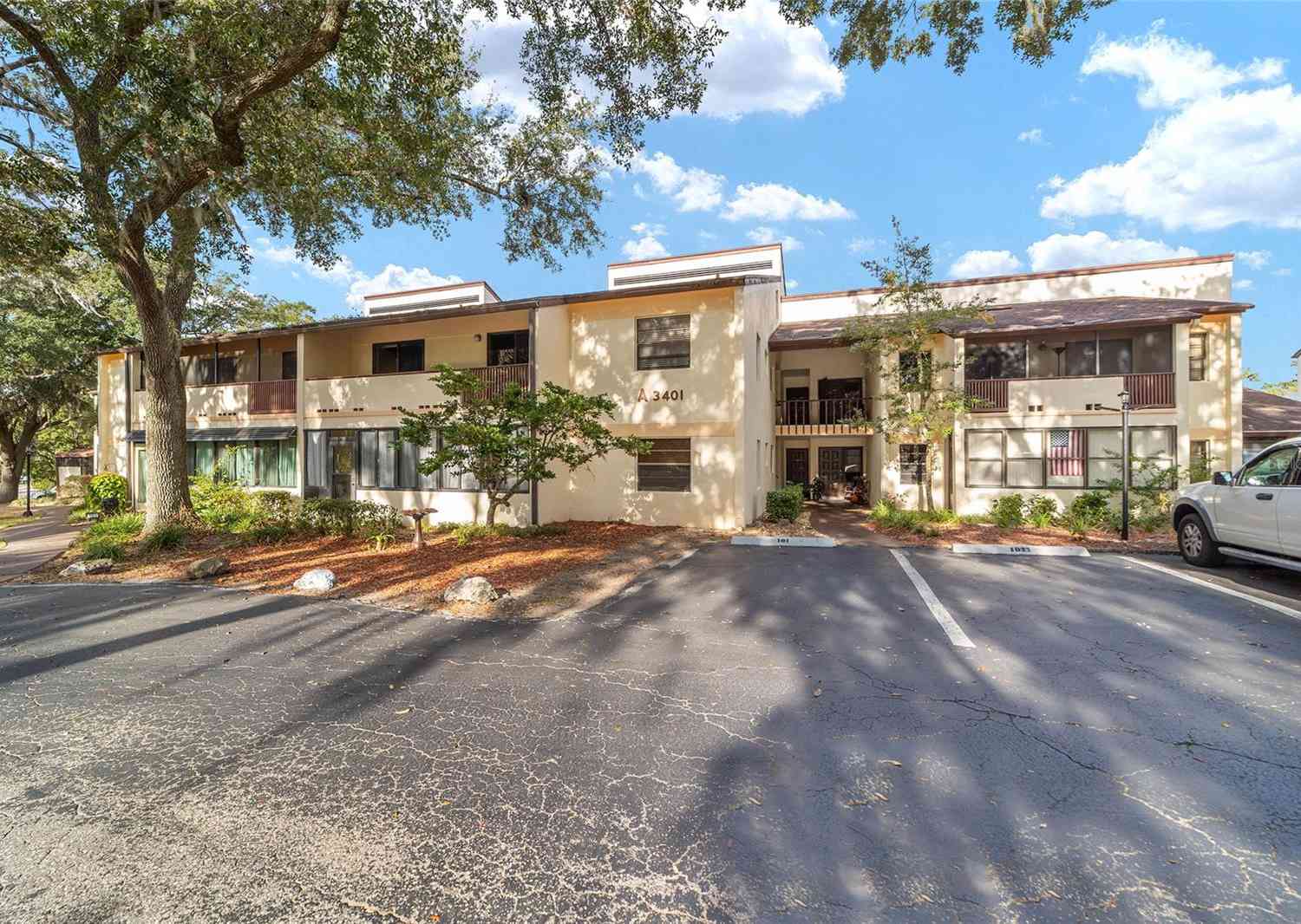 Condo For Sale - 3401 E Fort King Street #202<br/> OCALA, FL 34470