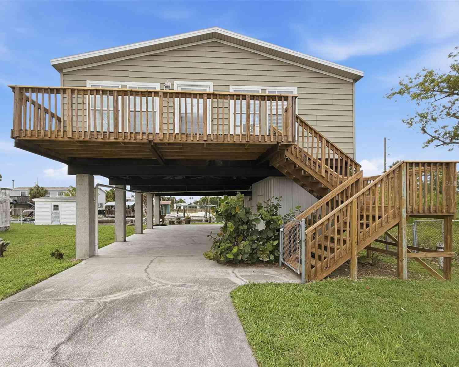 Mobile Home For Sale - 6839 Curlew Lane<br/> HUDSON, FL 34667
